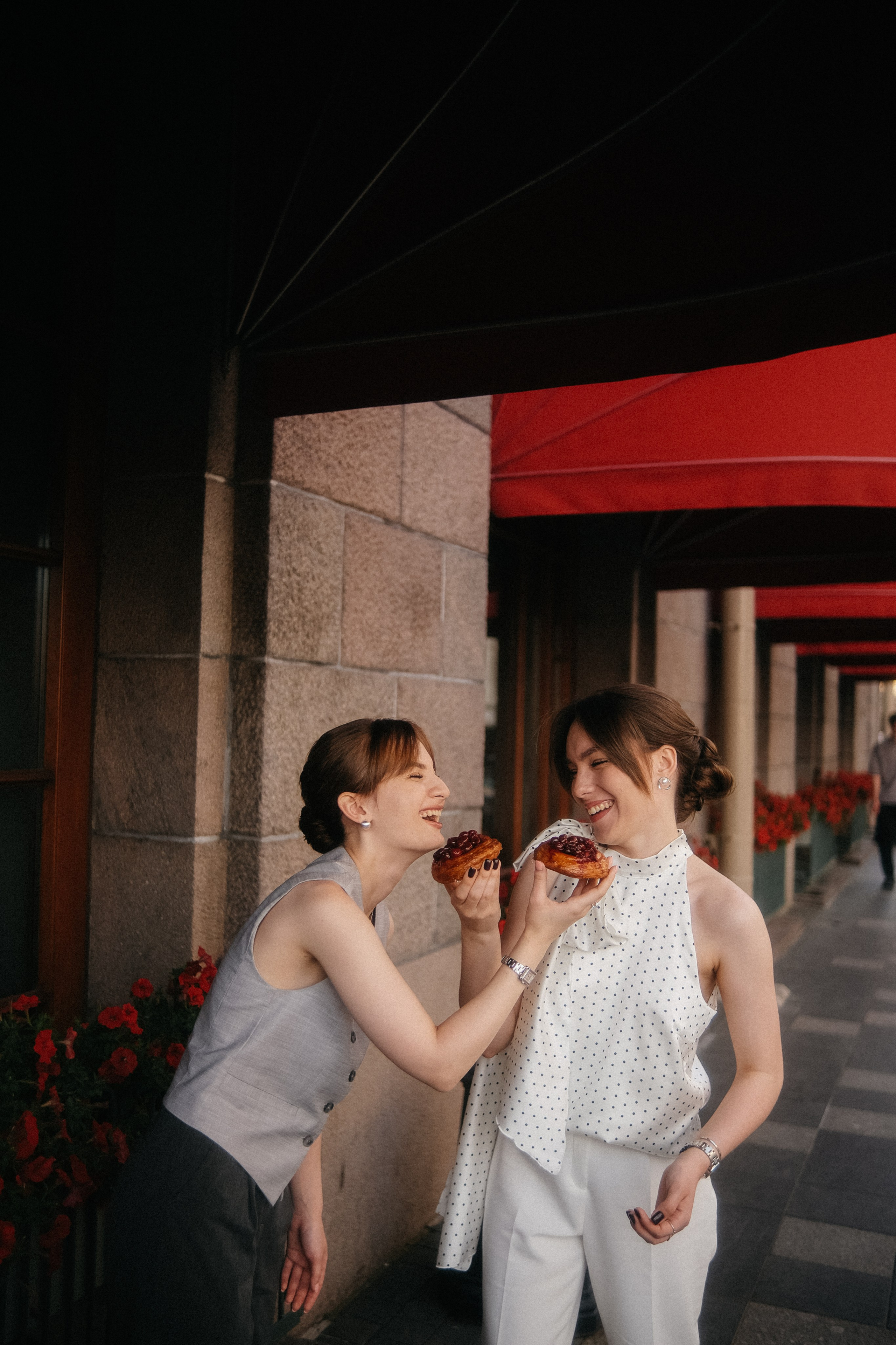 Света & Даша. Phdkvmr.ru