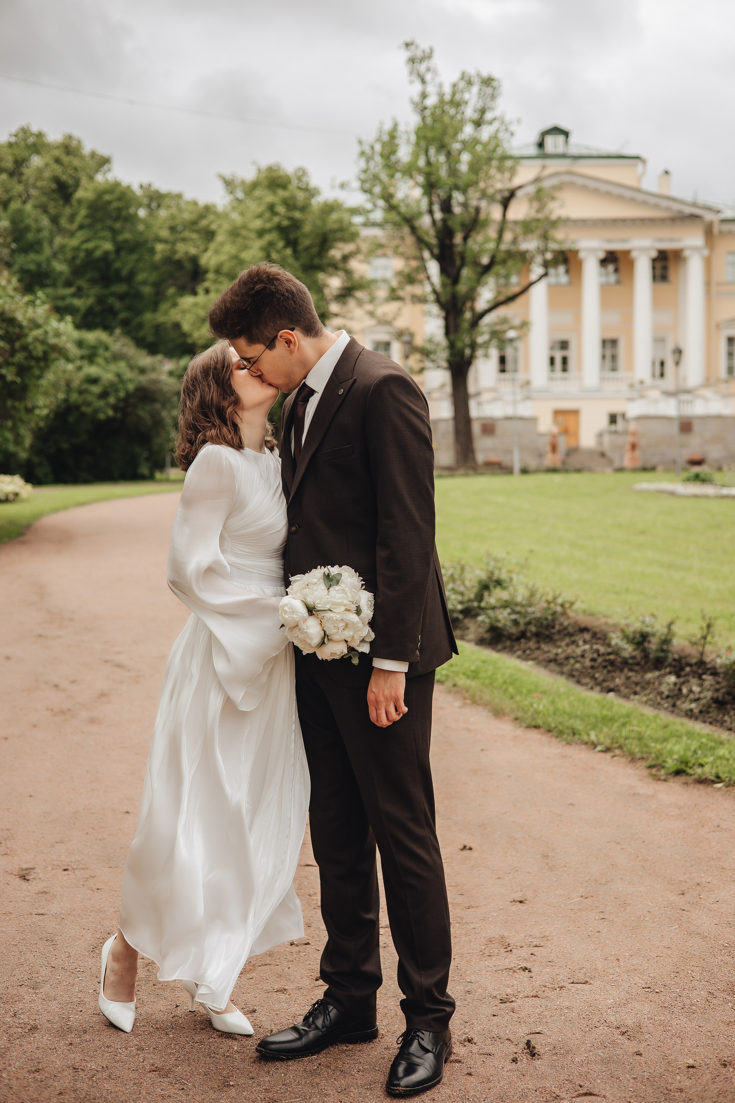 Даня & Ксюша. Дворец 3. Царское Село, лето. Свадебный и семейный фотограф Пушкин Царское Село СПБ Питер Санкт-Петербург и Рязань Ольга Козлова