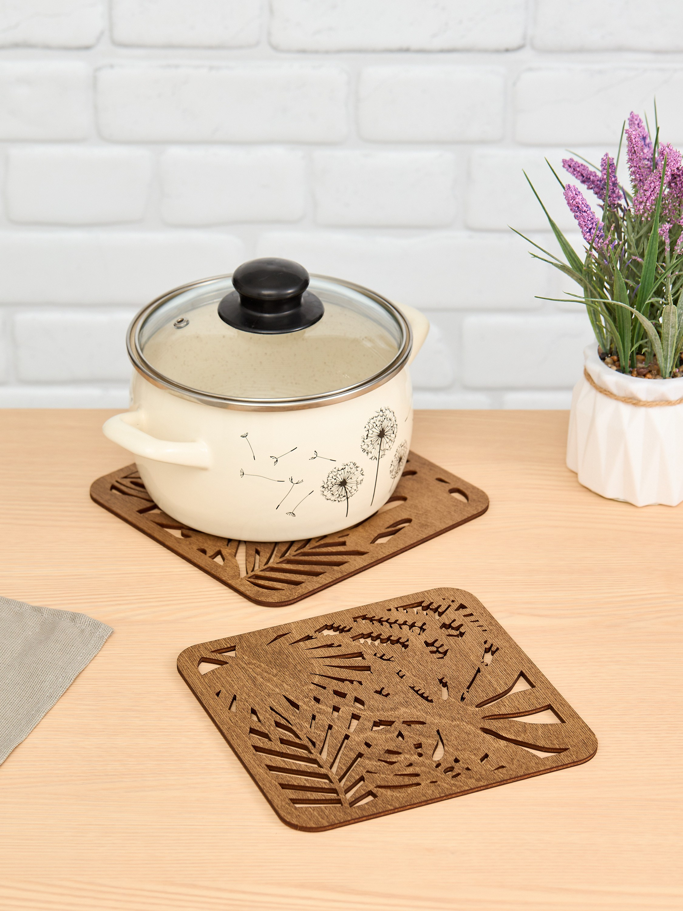 Фотосъемка деревянных подставок под горячее для маркетплейсов. Алексей Темнов — фотограф в Пятигорске