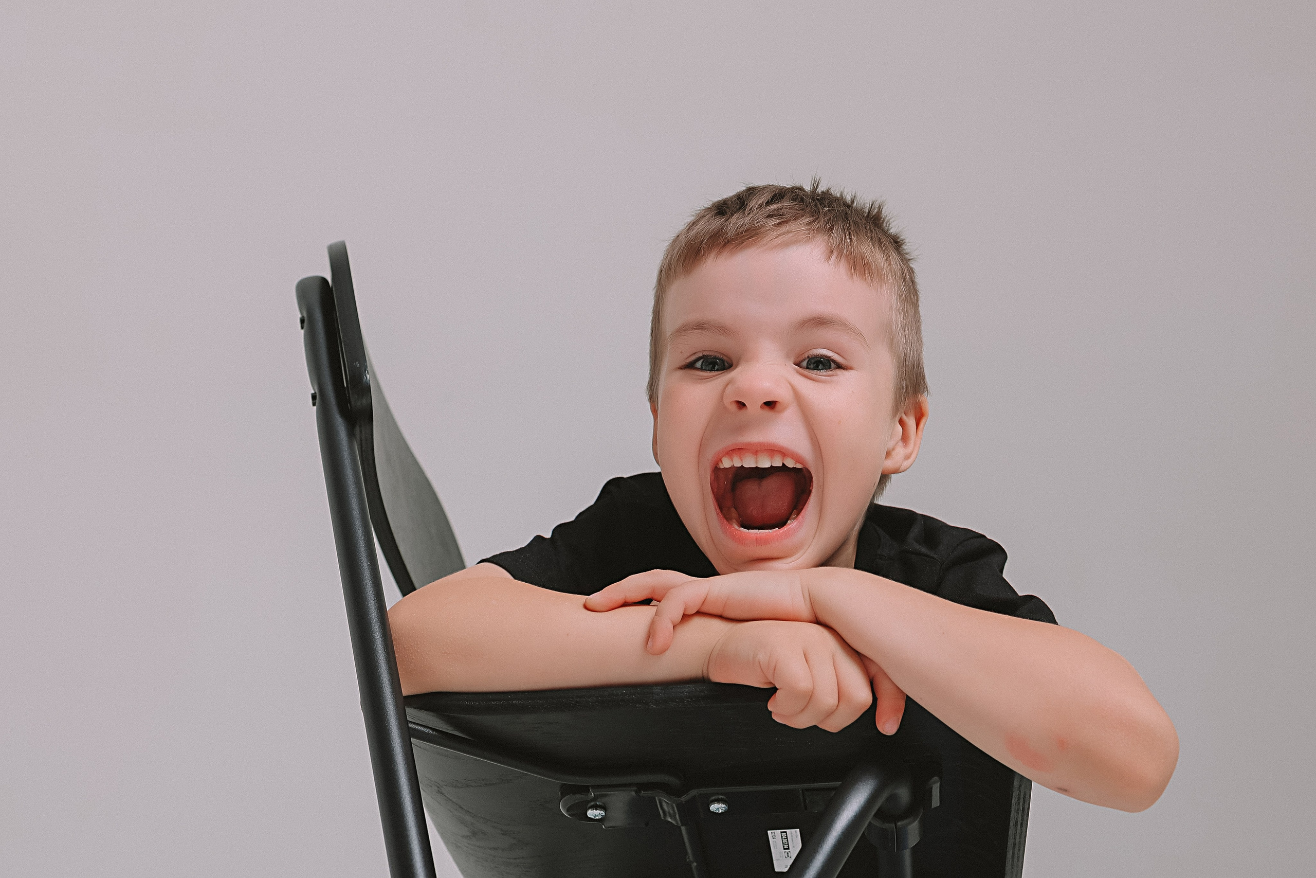 Фататум циклорама и зал. Семейный фотограф Тюмень, фотограф на роды Салмина Мария