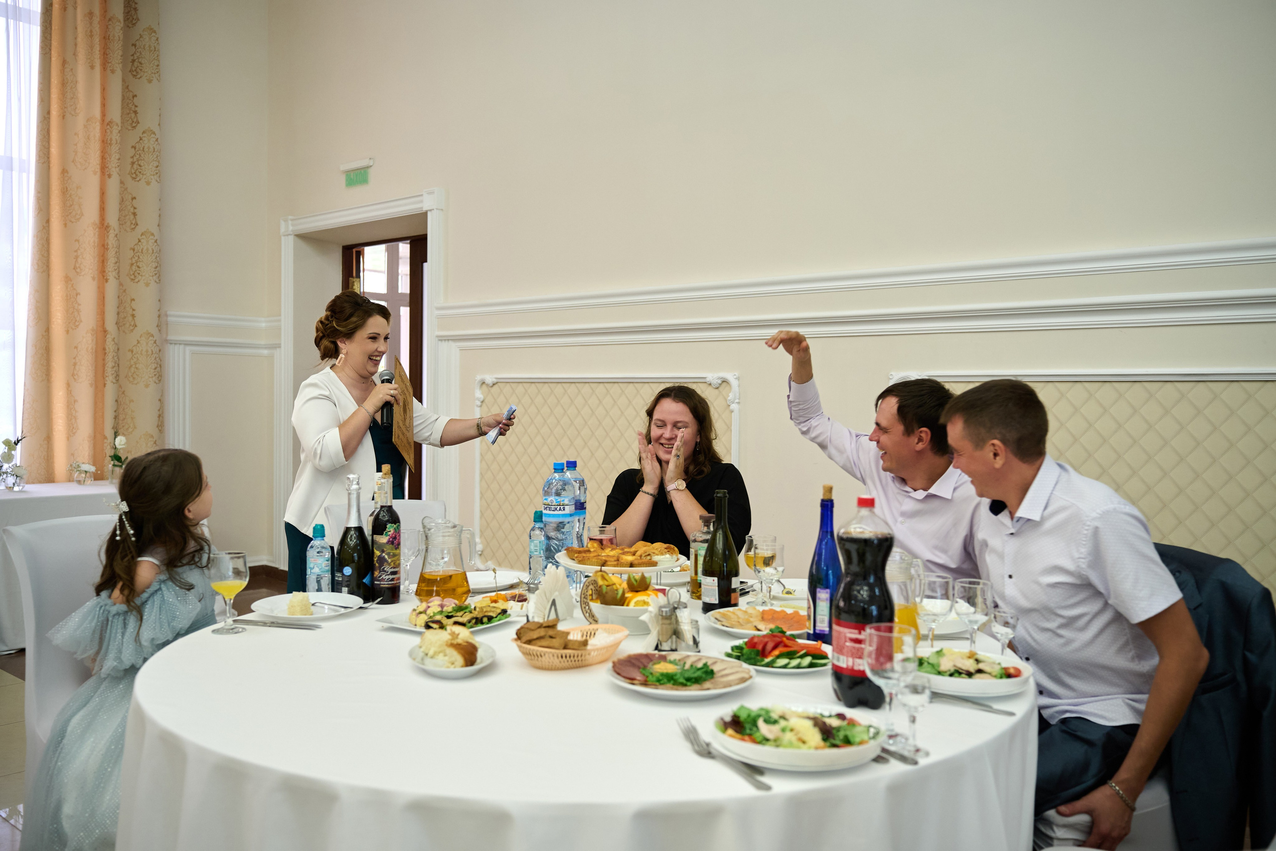 Свадебная фотосессия в Старом Осколе и Губкине. Профессиональный фотограф Старый Оскол, Губкин — свадьба, венчание, крещение, юбилей и день рождения