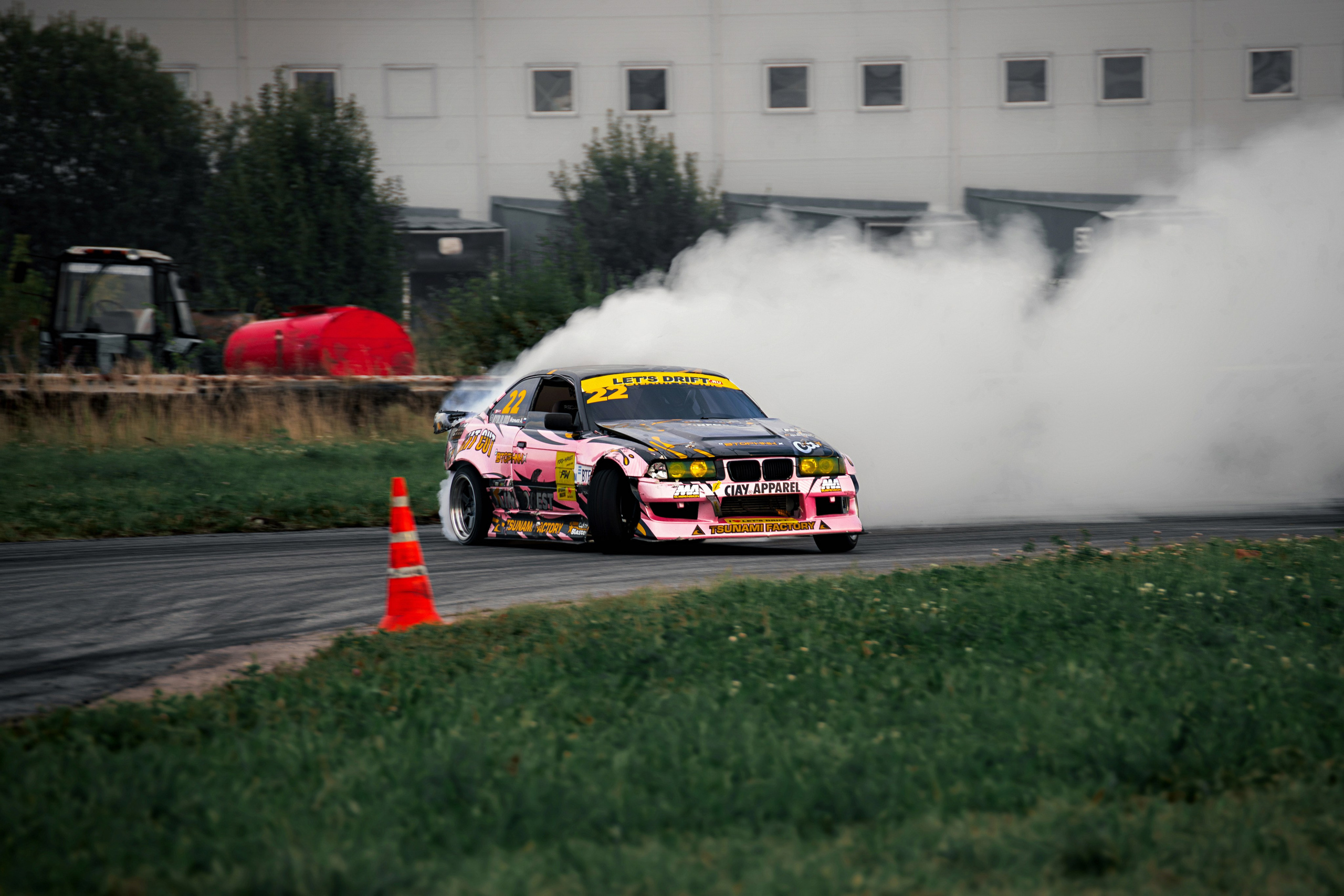 Фотосъемка дрифта в Санкт-Петербурге | Энергичные кадры для спортивных медиа