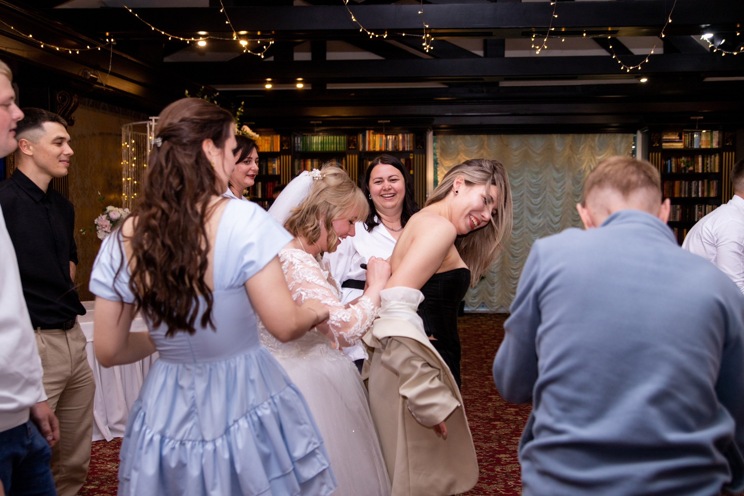 Илья + Юлия. Свадебный и семейный фотограф в Михайловке Полина Крипс