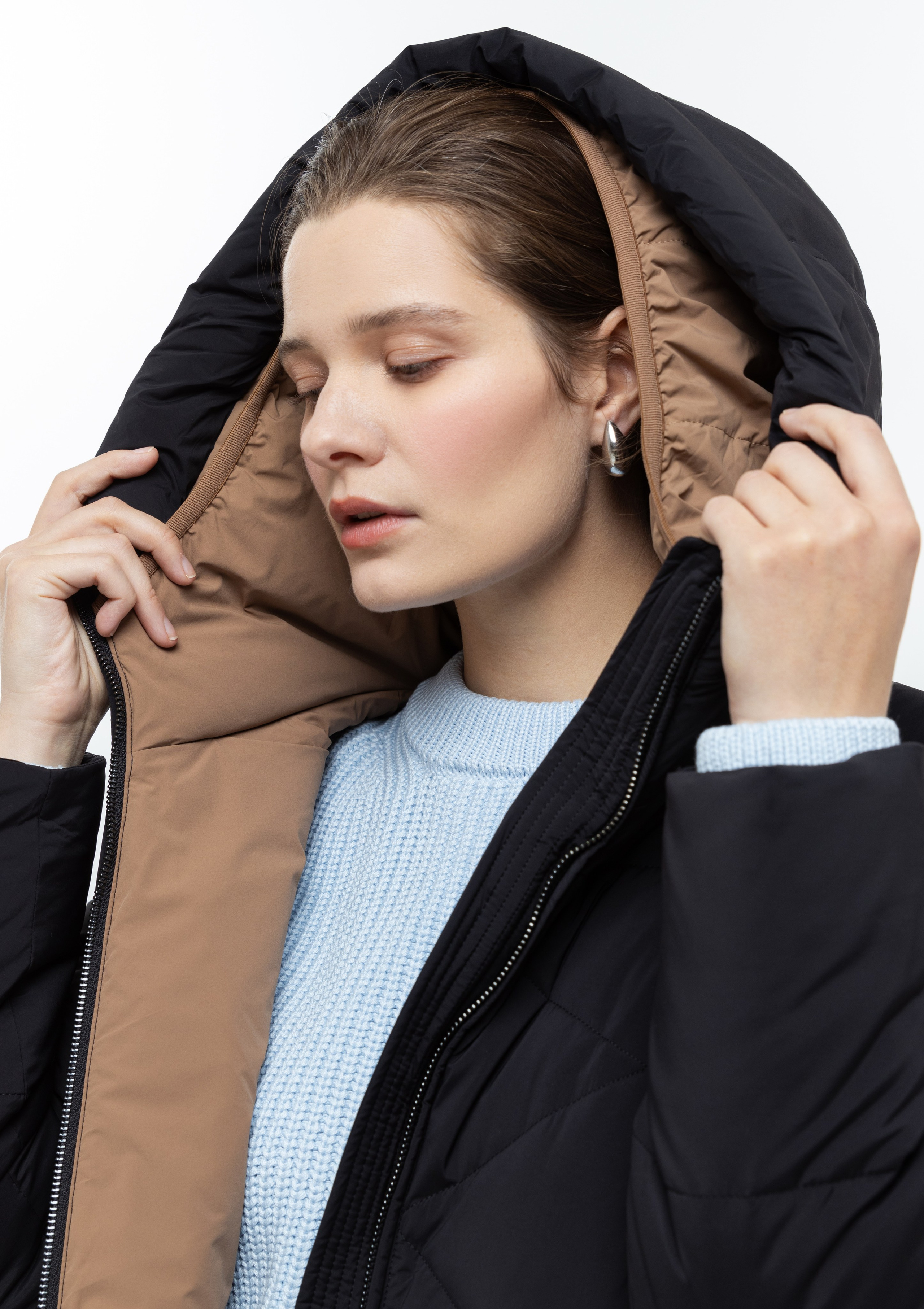 Каталог. Верхняя одежда + трикотаж бренда. 4ч,. Визажист для брендов, Фэшн продюсер Олеся Глушкова