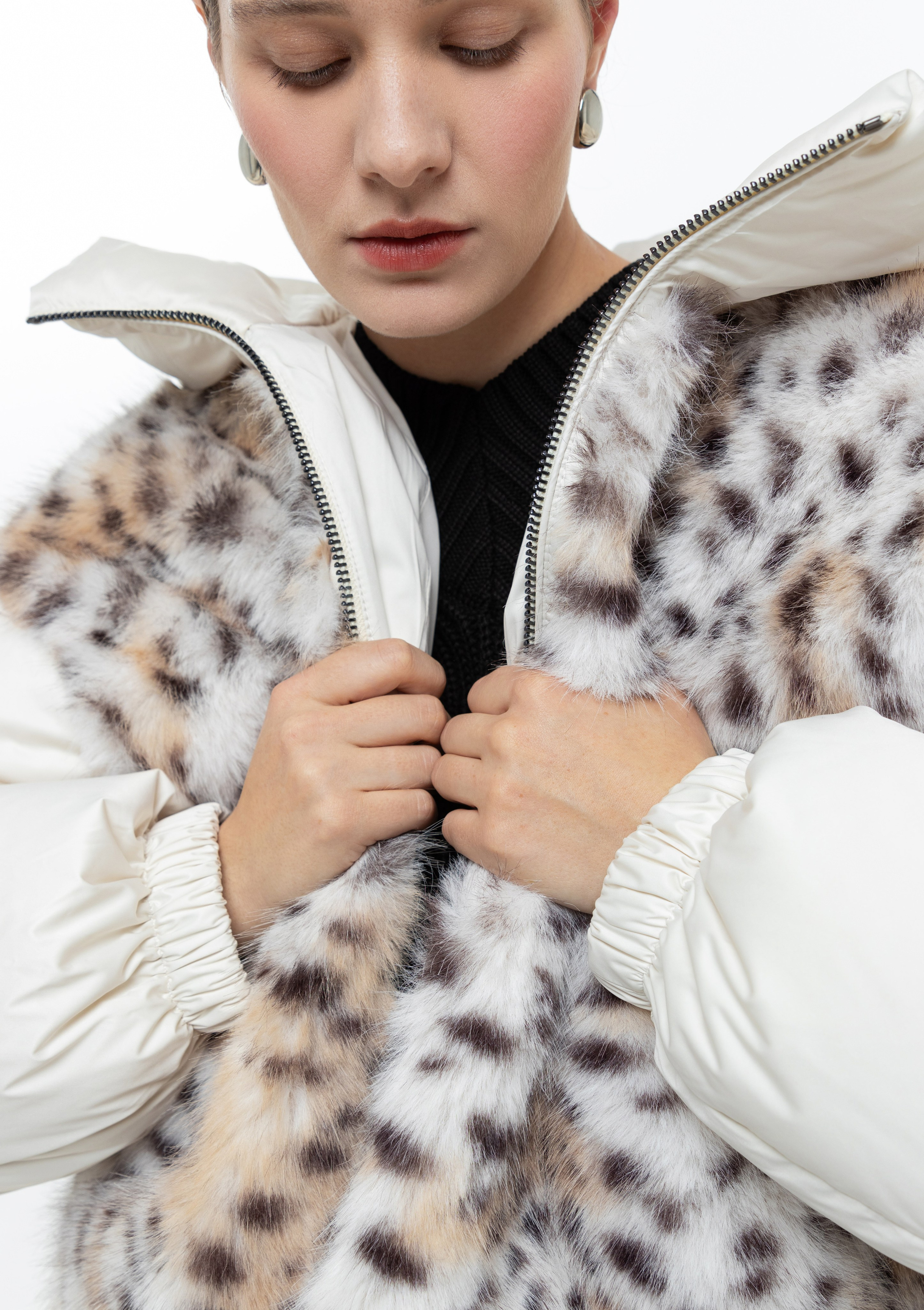 Каталог. Верхняя одежда + трикотаж бренда. 4ч,. Визажист для брендов, Фэшн продюсер Олеся Глушкова