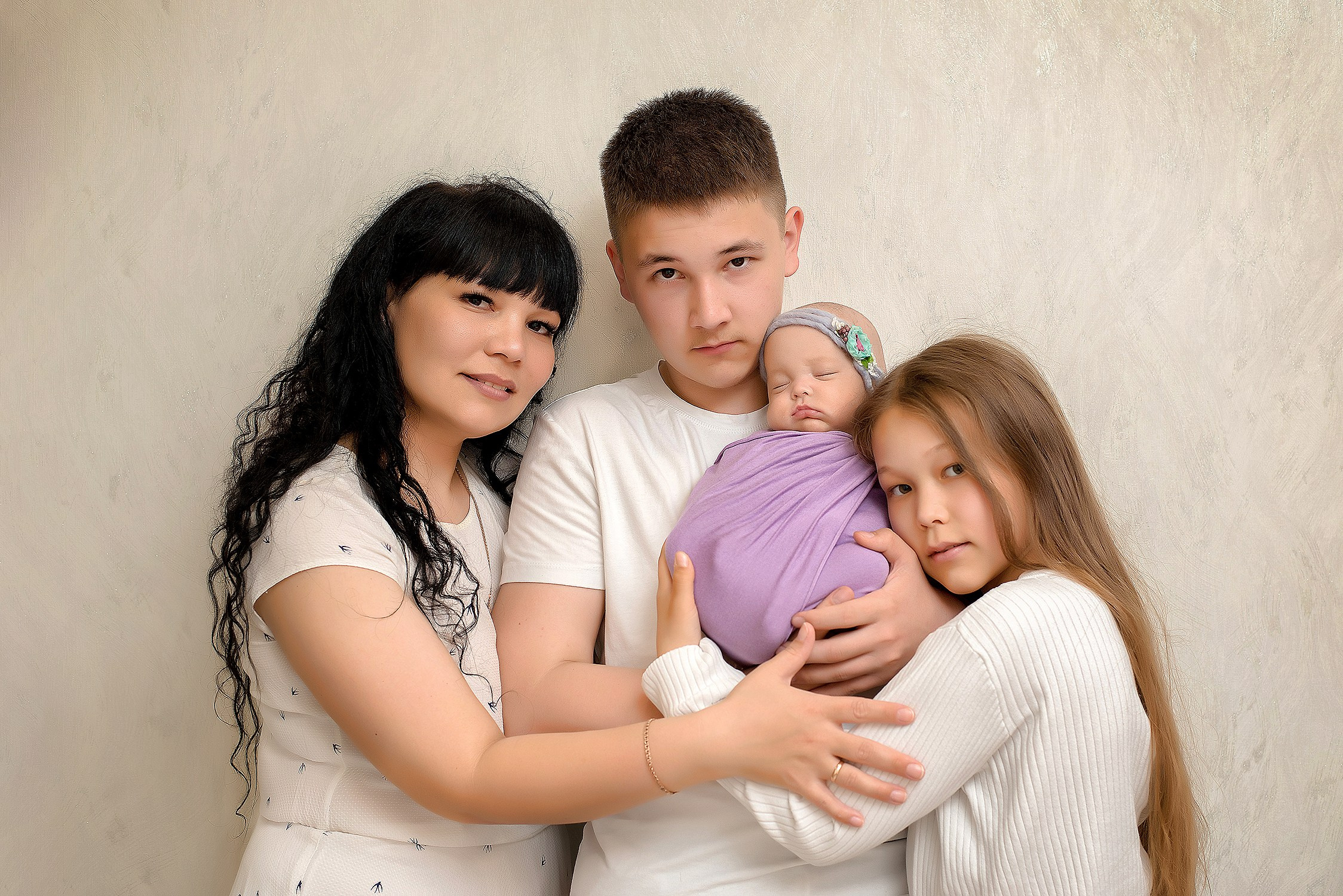 Малыши до года. Контакты