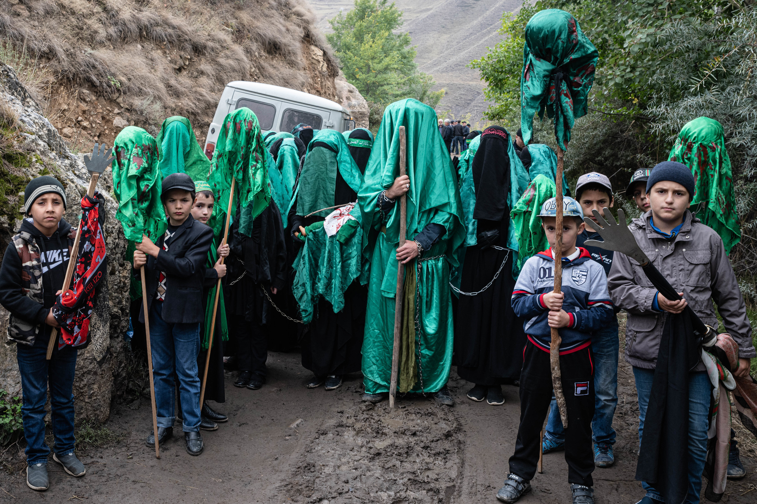 Ашура. Журналист, фотограф и кинодокументалист Владимир Севриновский