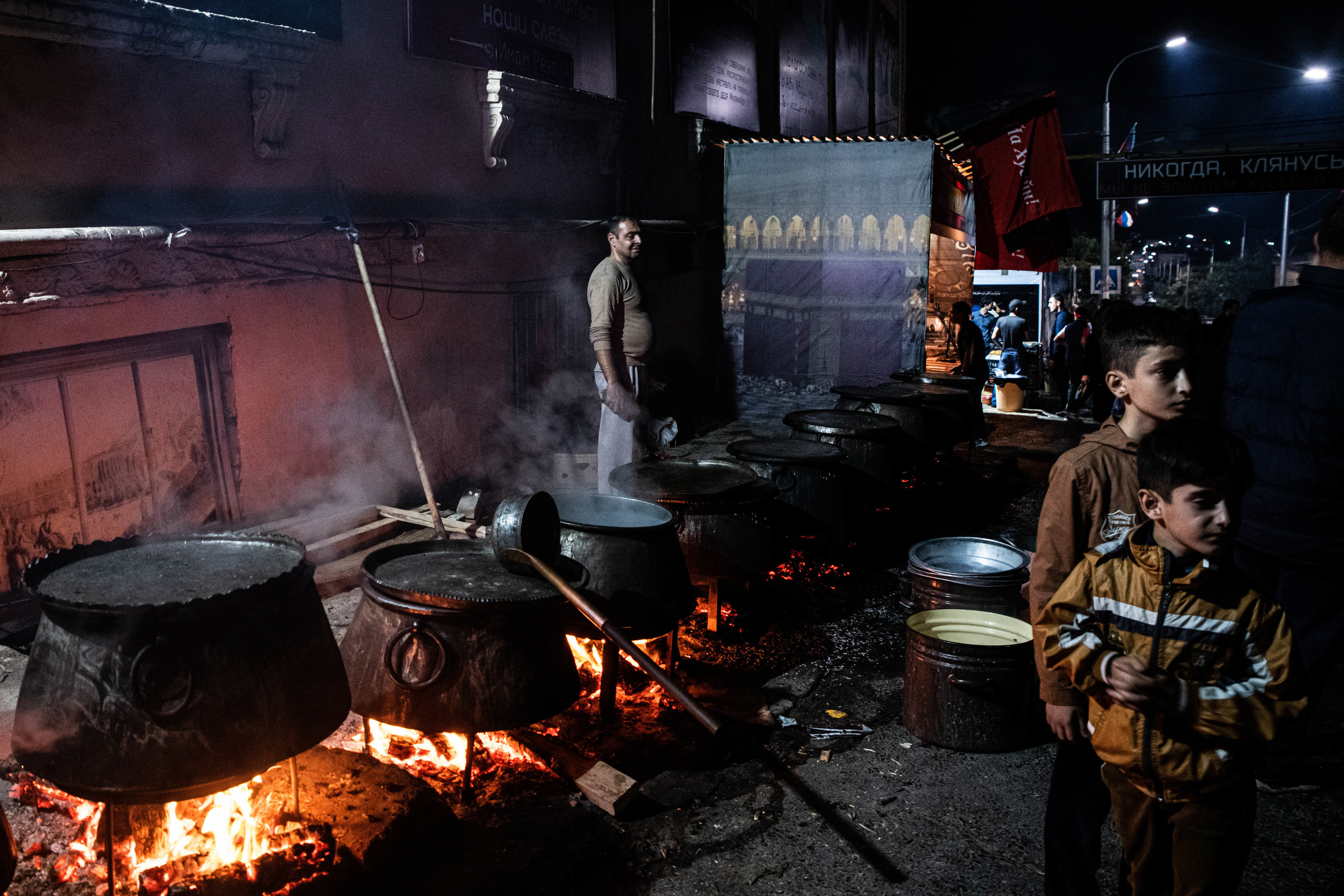 Ашура. Журналист, фотограф и кинодокументалист Владимир Севриновский