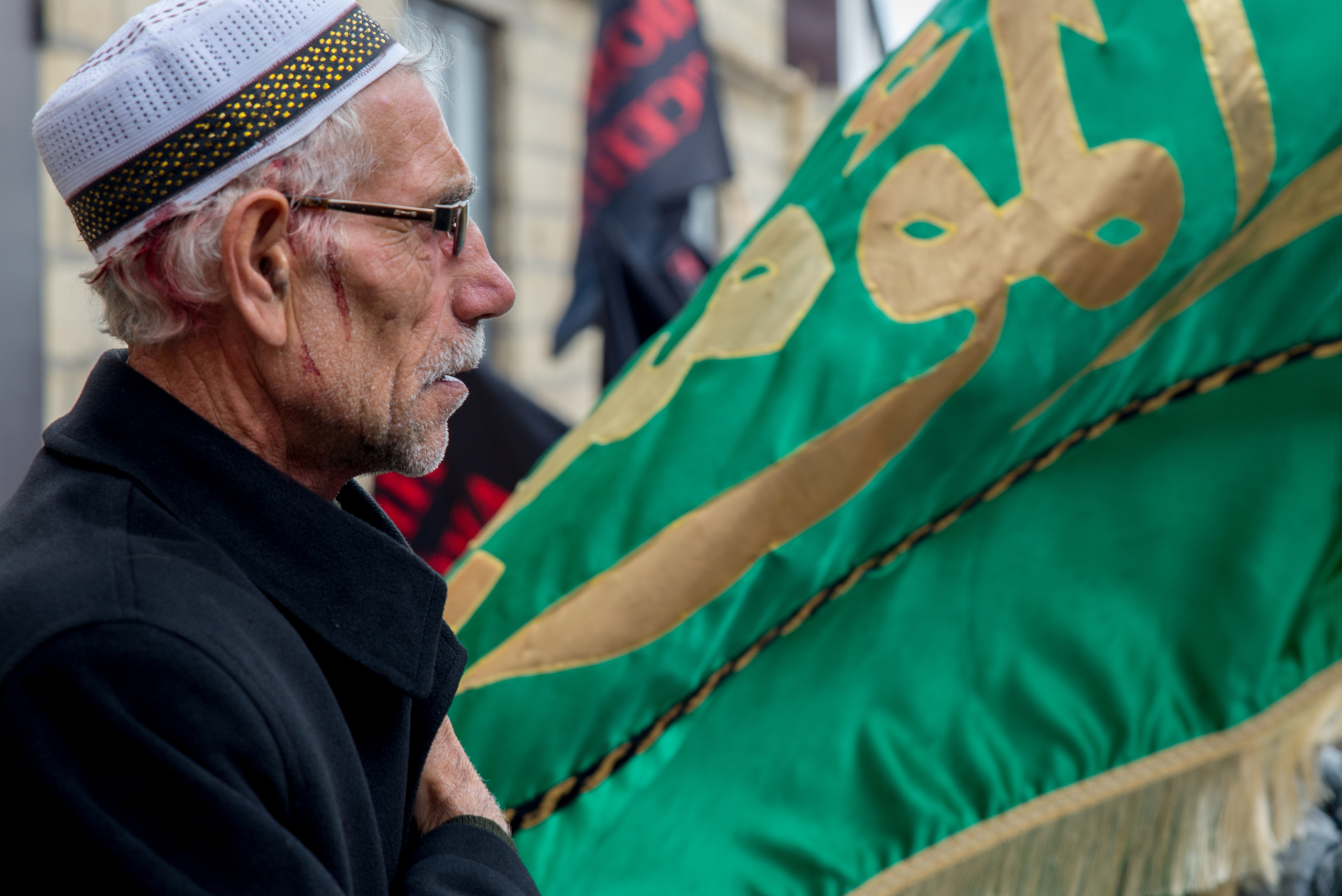 Ашура. Журналист, фотограф и кинодокументалист Владимир Севриновский