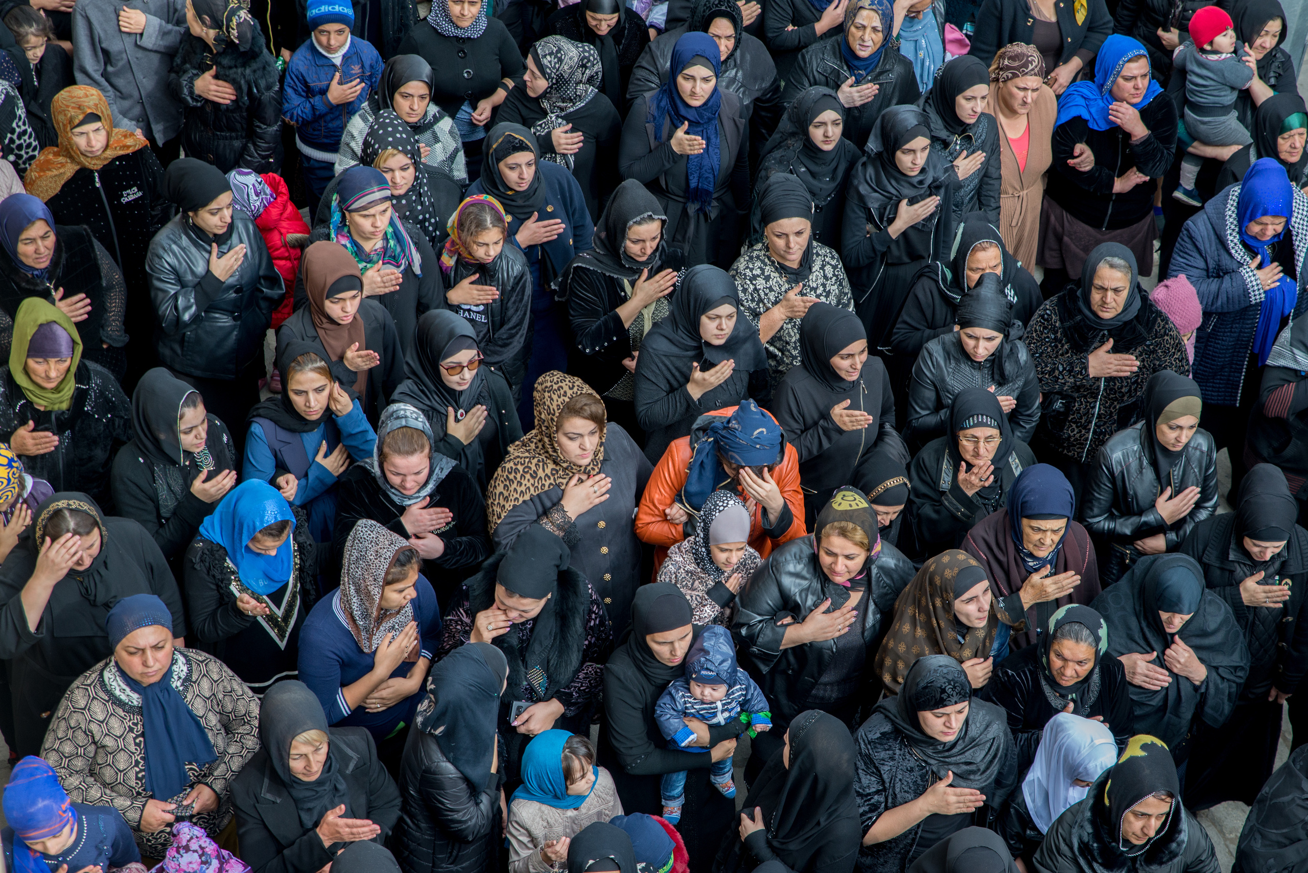 Ашура. Журналист, фотограф и кинодокументалист Владимир Севриновский