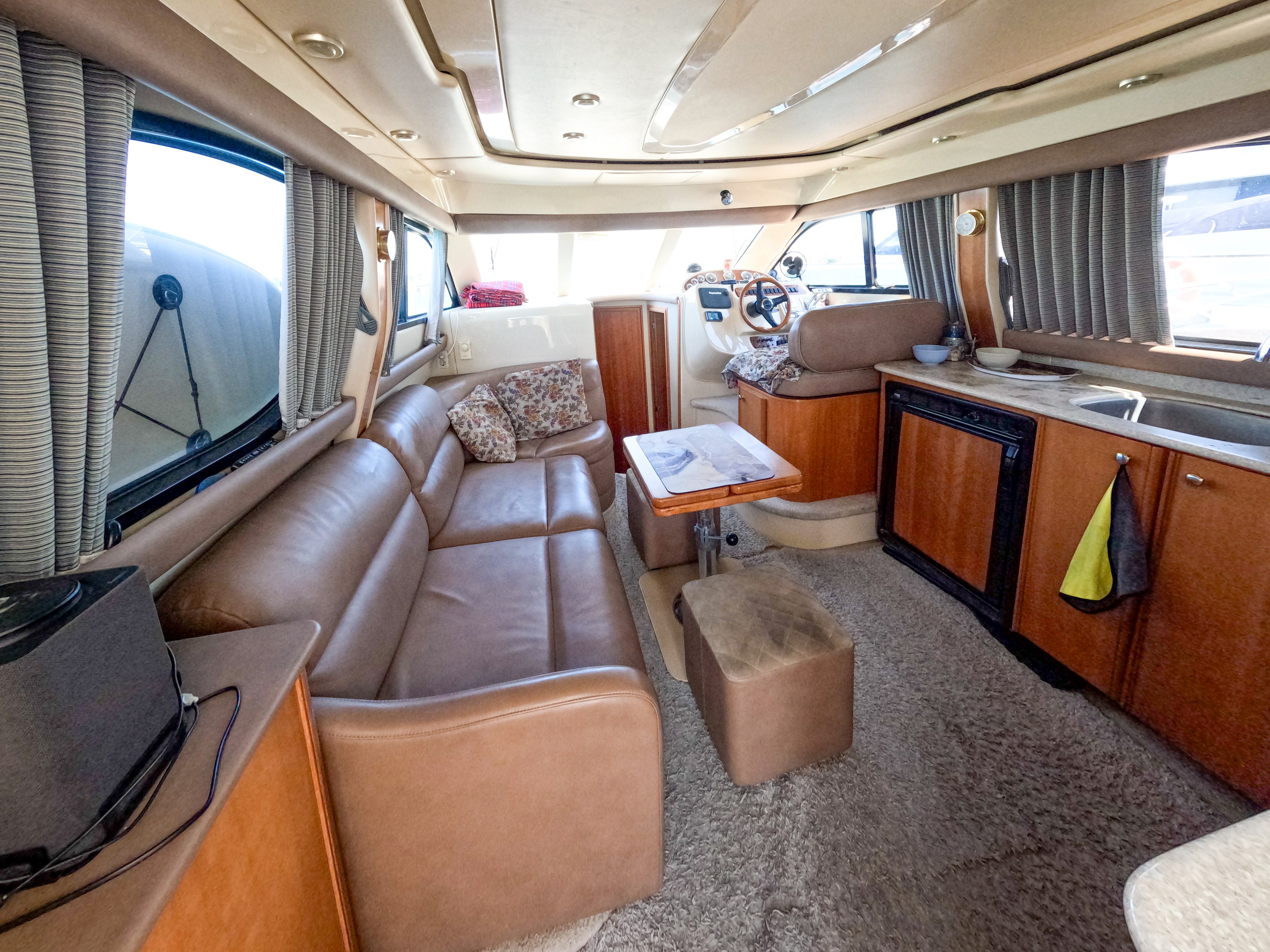 Яхта Мира Аренда Яхты в Сочи Яхтанаморе YACHTNAMORE YACHTANAMORE