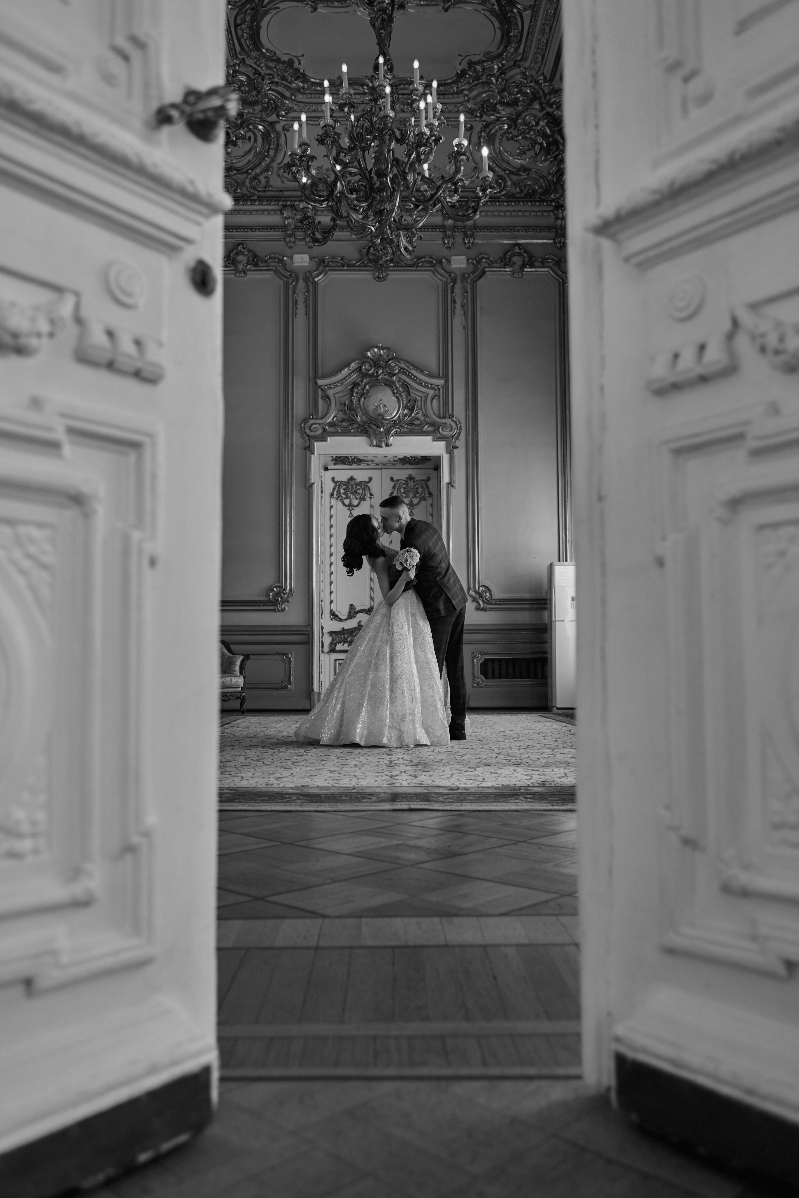 Свадебная фотосессия у Исаакиевского. Свадебный и Репортажный фотограф в Санкт-Петербурге Дмитрий Бирцев