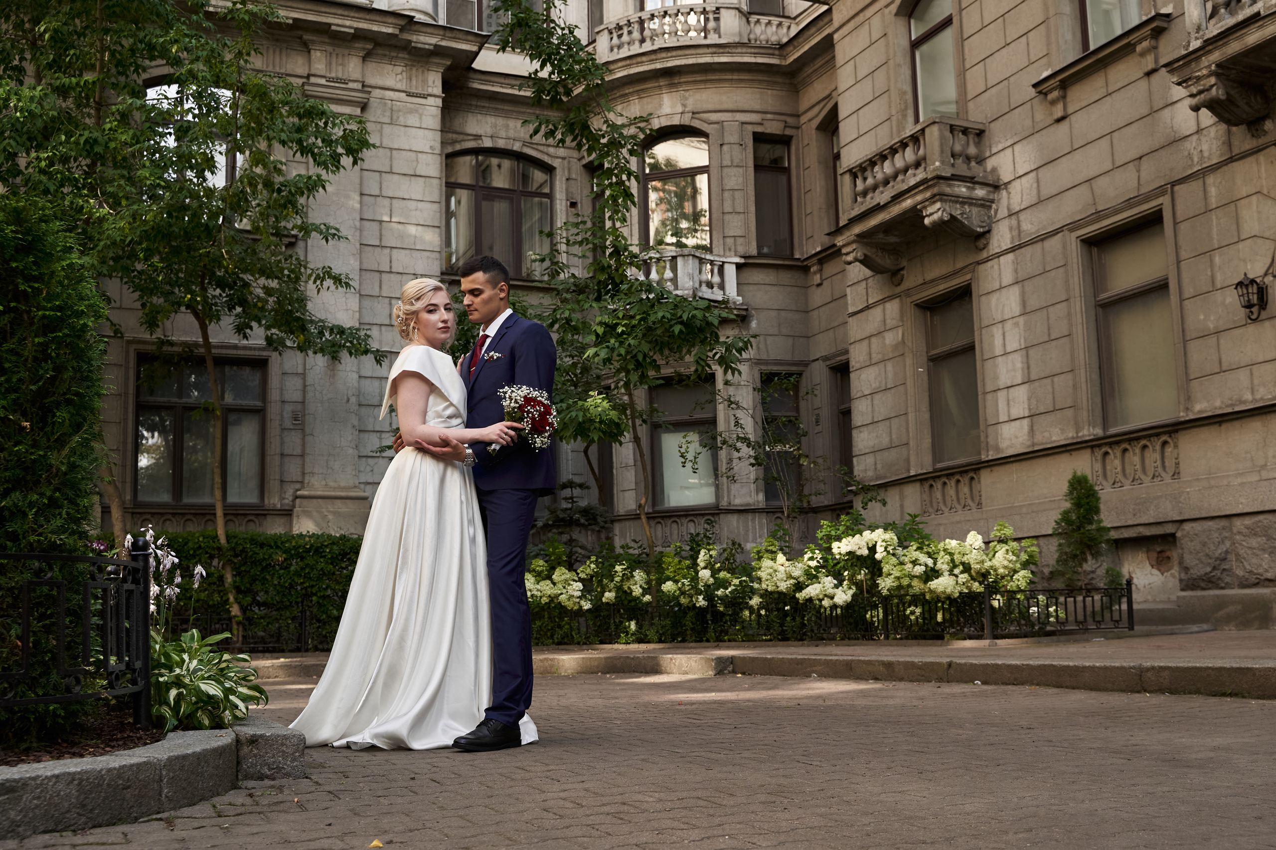 Свадебная прогулка на Петроградке. Свадебный и Репортажный фотограф в Санкт-Петербурге Дмитрий Бирцев