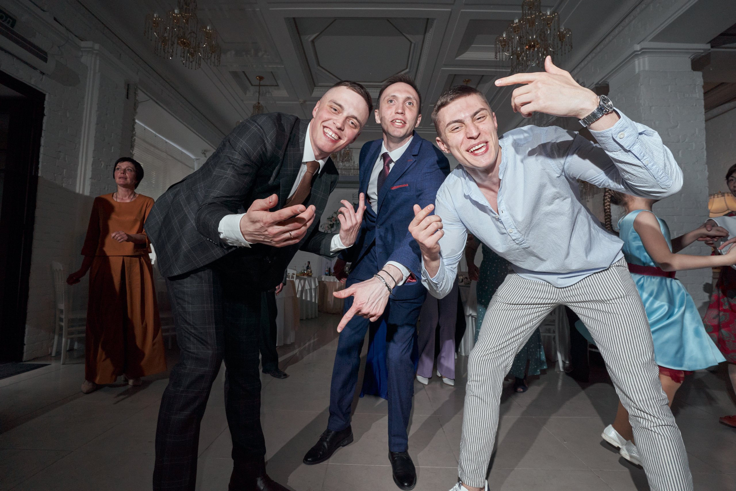 Свадебная фотосессия у Исаакиевского. Свадебный и Репортажный фотограф в Санкт-Петербурге Дмитрий Бирцев