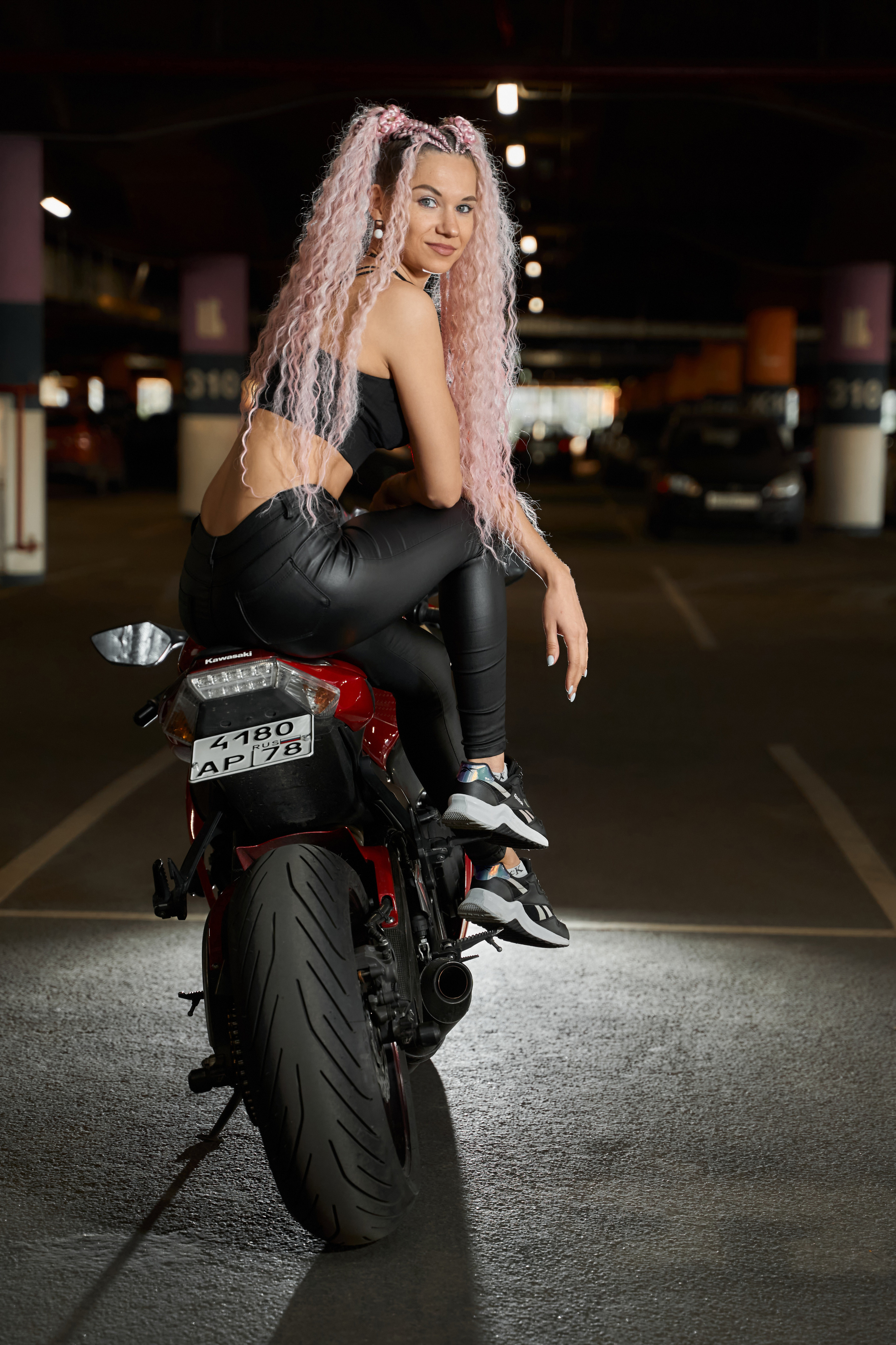 Фотосессия с мотоциклом в СПб. Свадебный и Репортажный фотограф в Санкт-Петербурге Дмитрий Бирцев