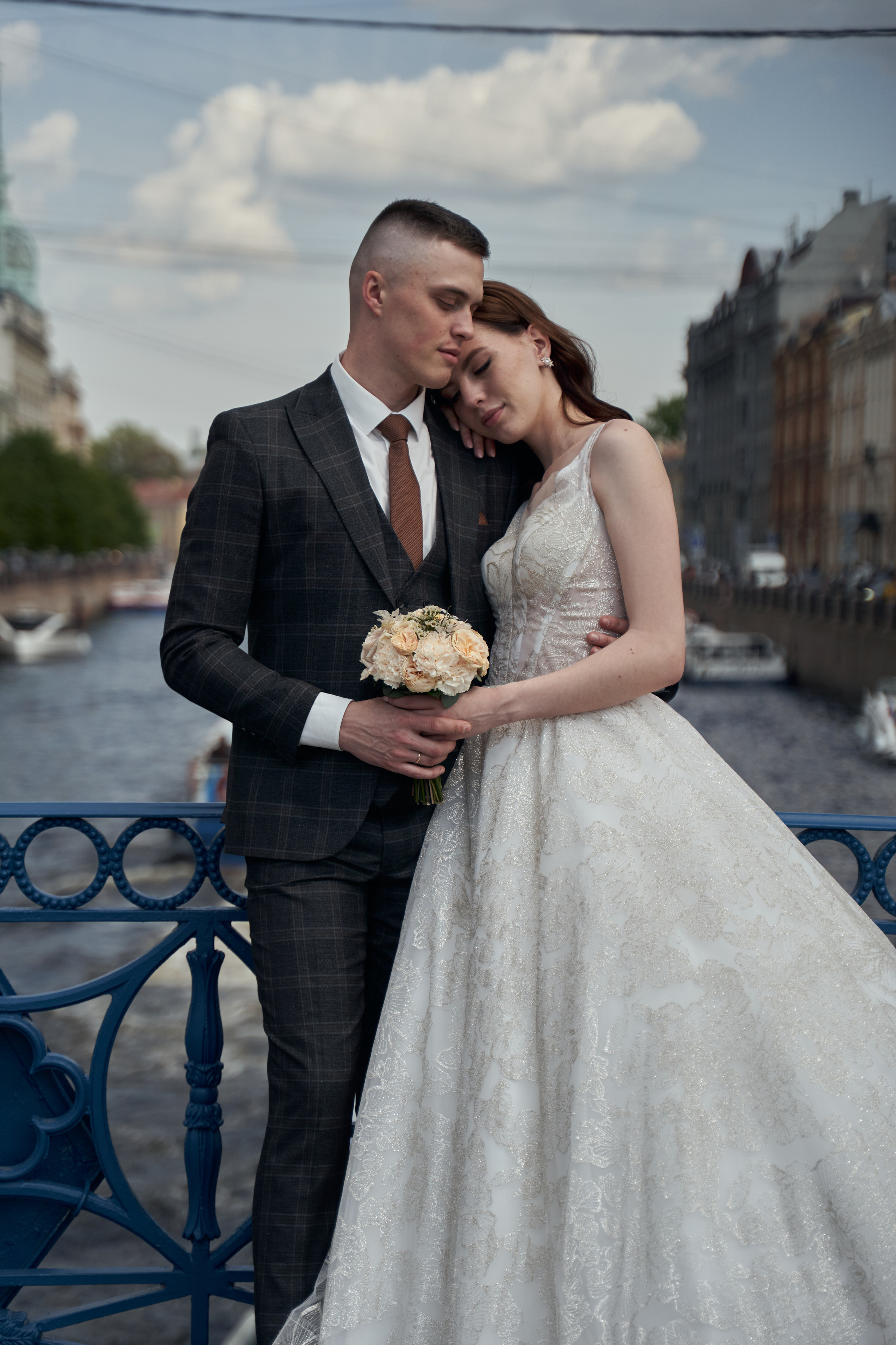 Свадебная фотосессия у Исаакиевского. Свадебный и Репортажный фотограф в Санкт-Петербурге Дмитрий Бирцев