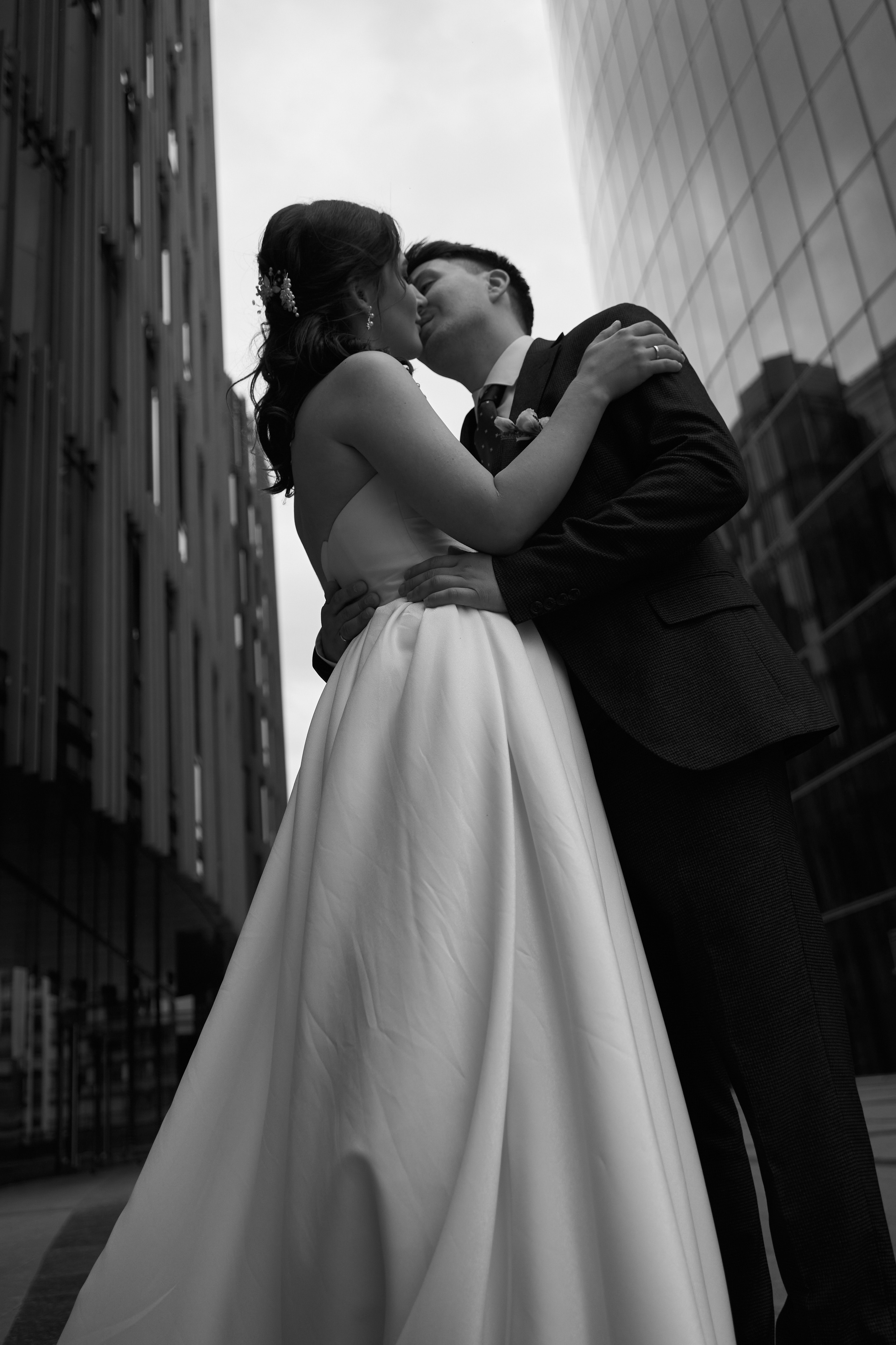 Свадебная фотосессия у Санкт-Петербург Плаза. Свадебный и Репортажный фотограф в Санкт-Петербурге Дмитрий Бирцев