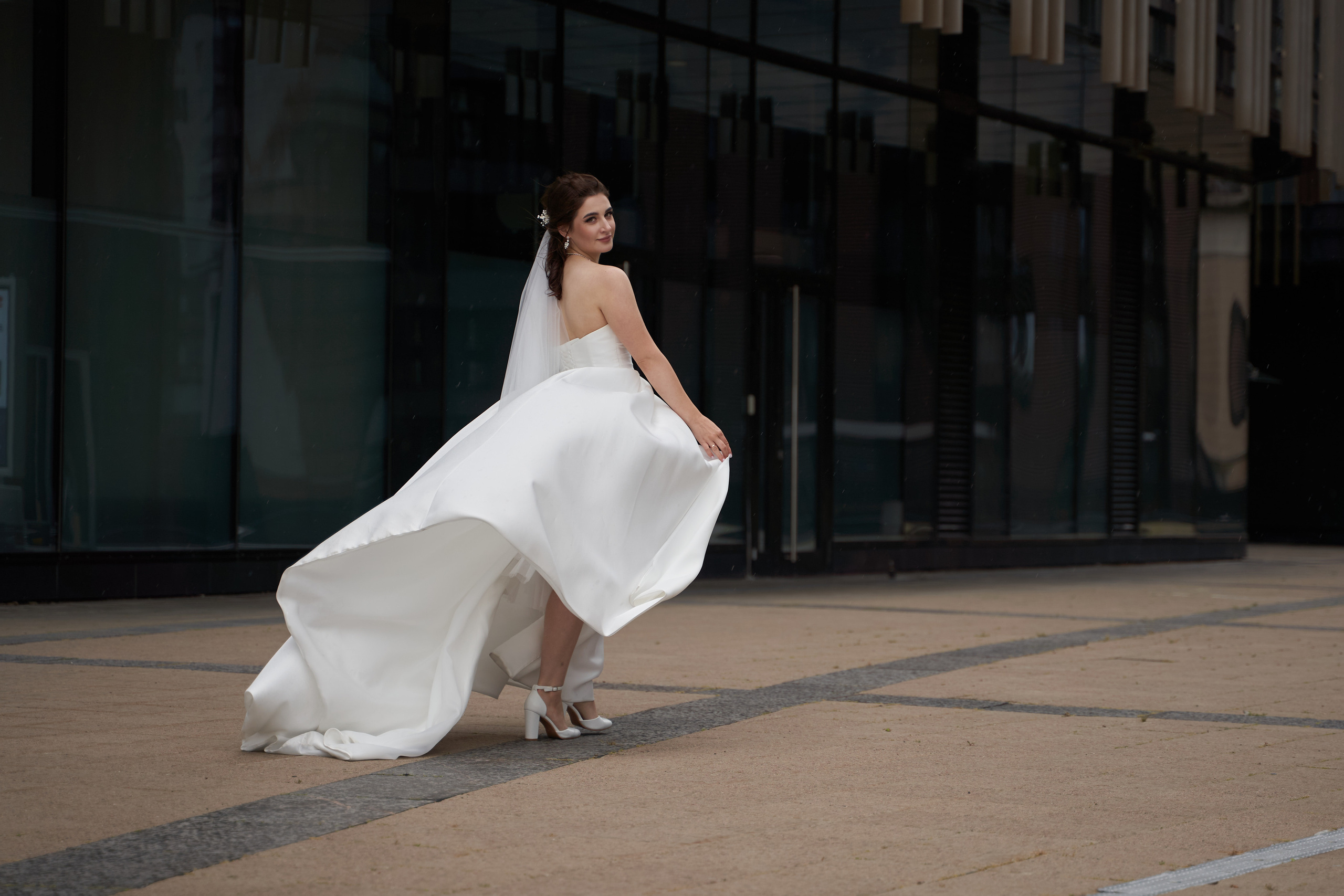 Свадебная фотосессия у Санкт-Петербург Плаза. Свадебный и Репортажный фотограф в Санкт-Петербурге Дмитрий Бирцев