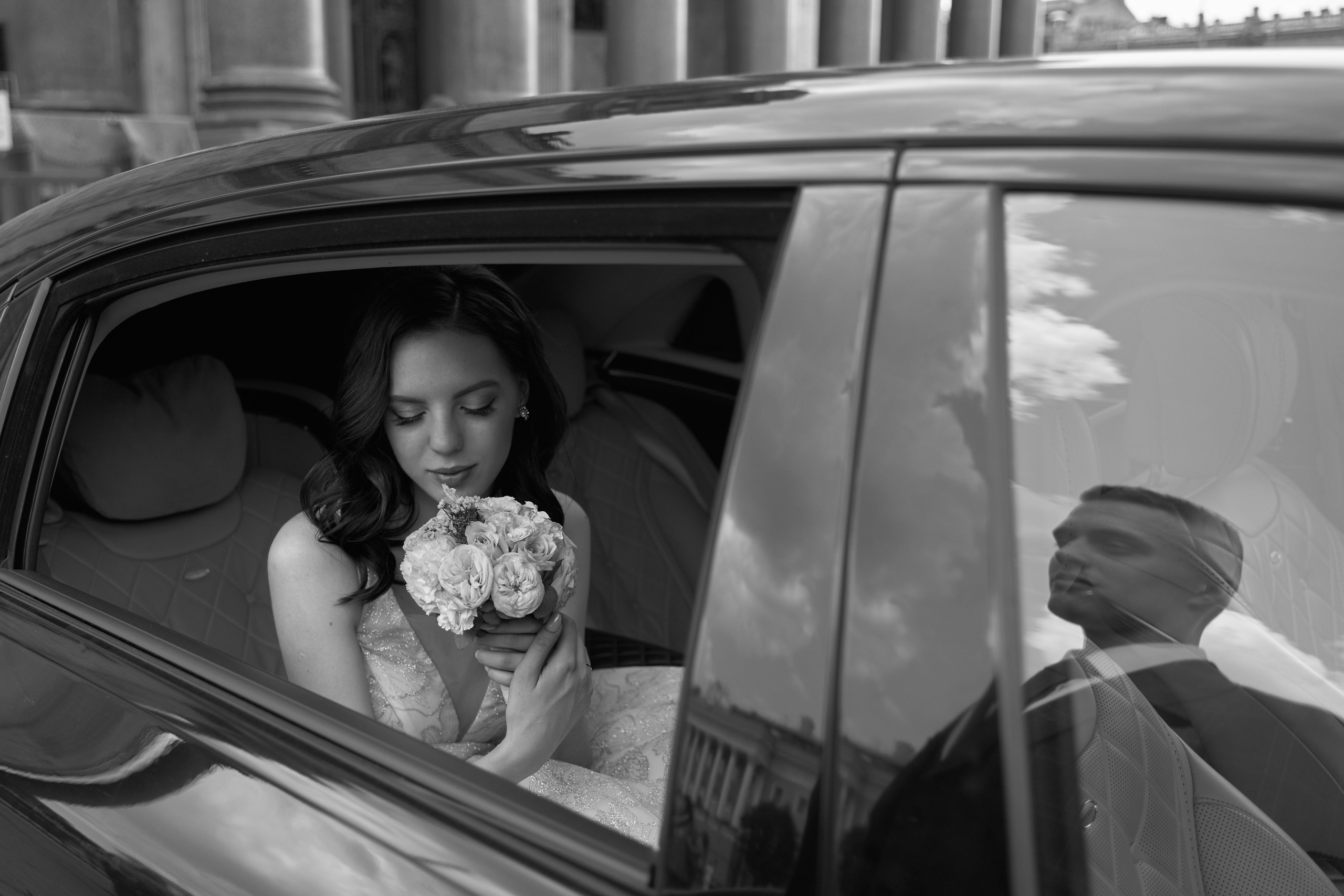 Свадебная фотосессия у Исаакиевского. Свадебный и Репортажный фотограф в Санкт-Петербурге Дмитрий Бирцев