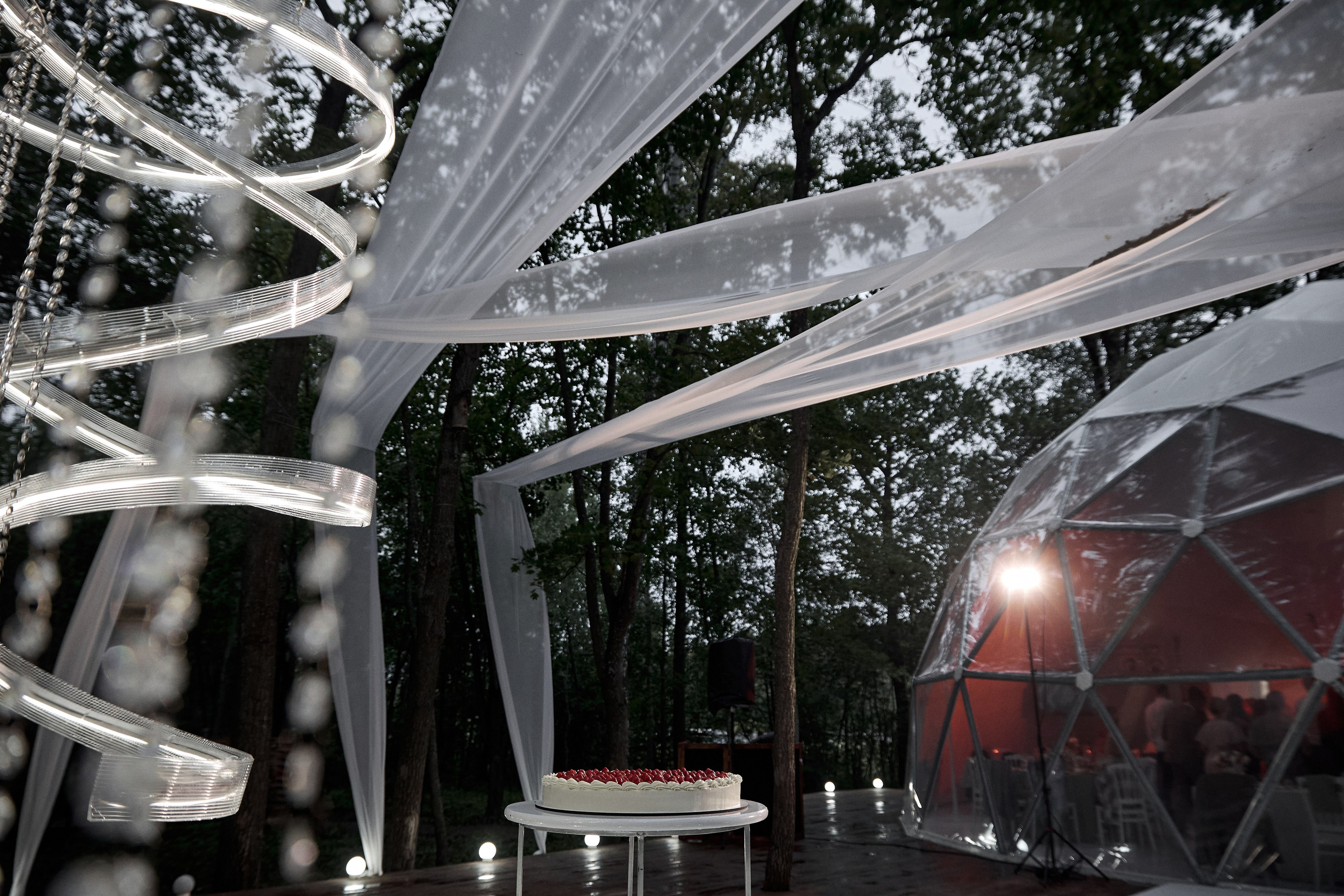 Crystal Swirl. Студия декора НикитинаДекор — оформление мероприятий в Ульяновске. Профессиональное создание эксклюзивных декораций