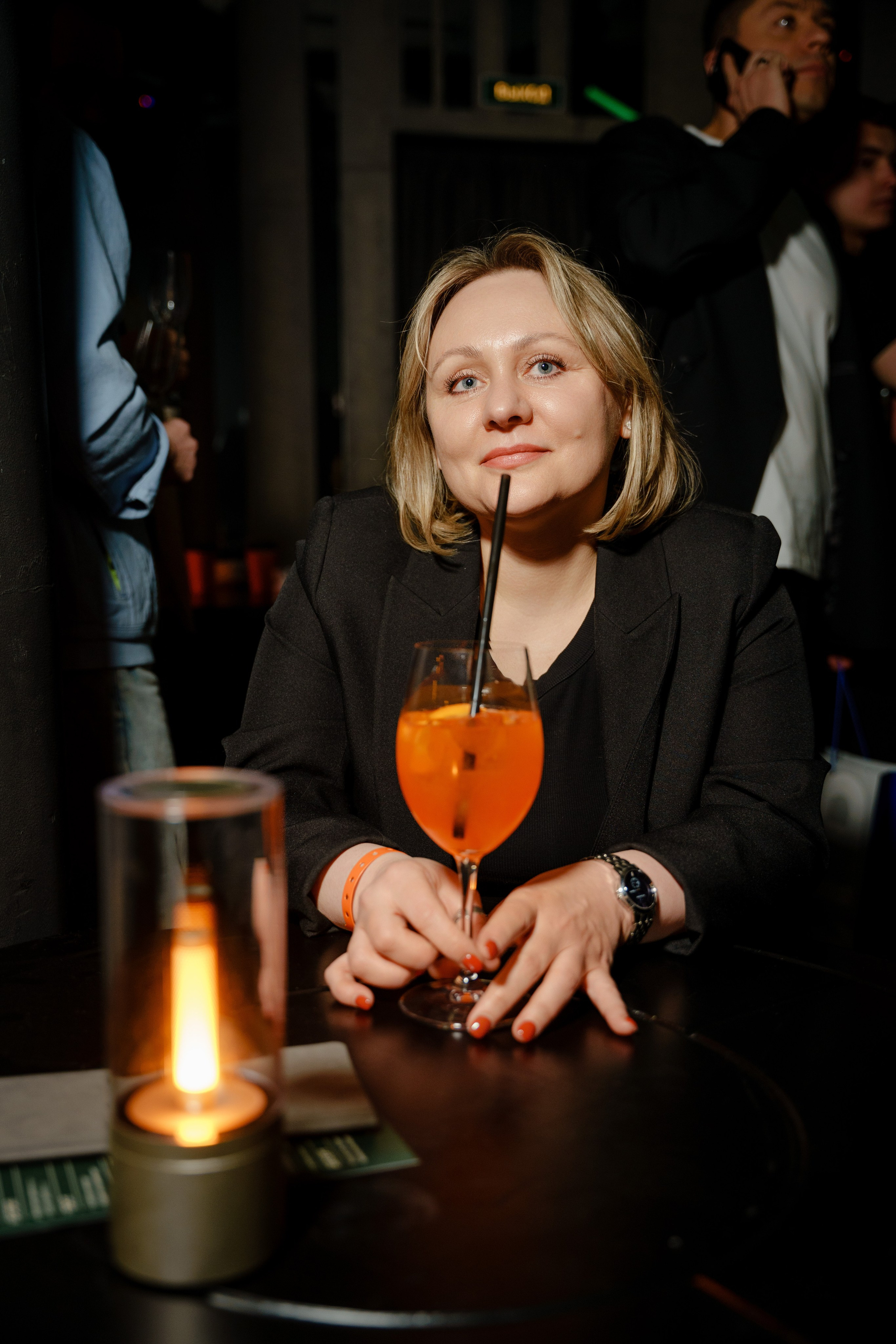 Вечеринка OSNOVATELI.LIVE репортажный фотограф Саша Дружинина. Репортажный фотограф в Москве Саша Дружинина