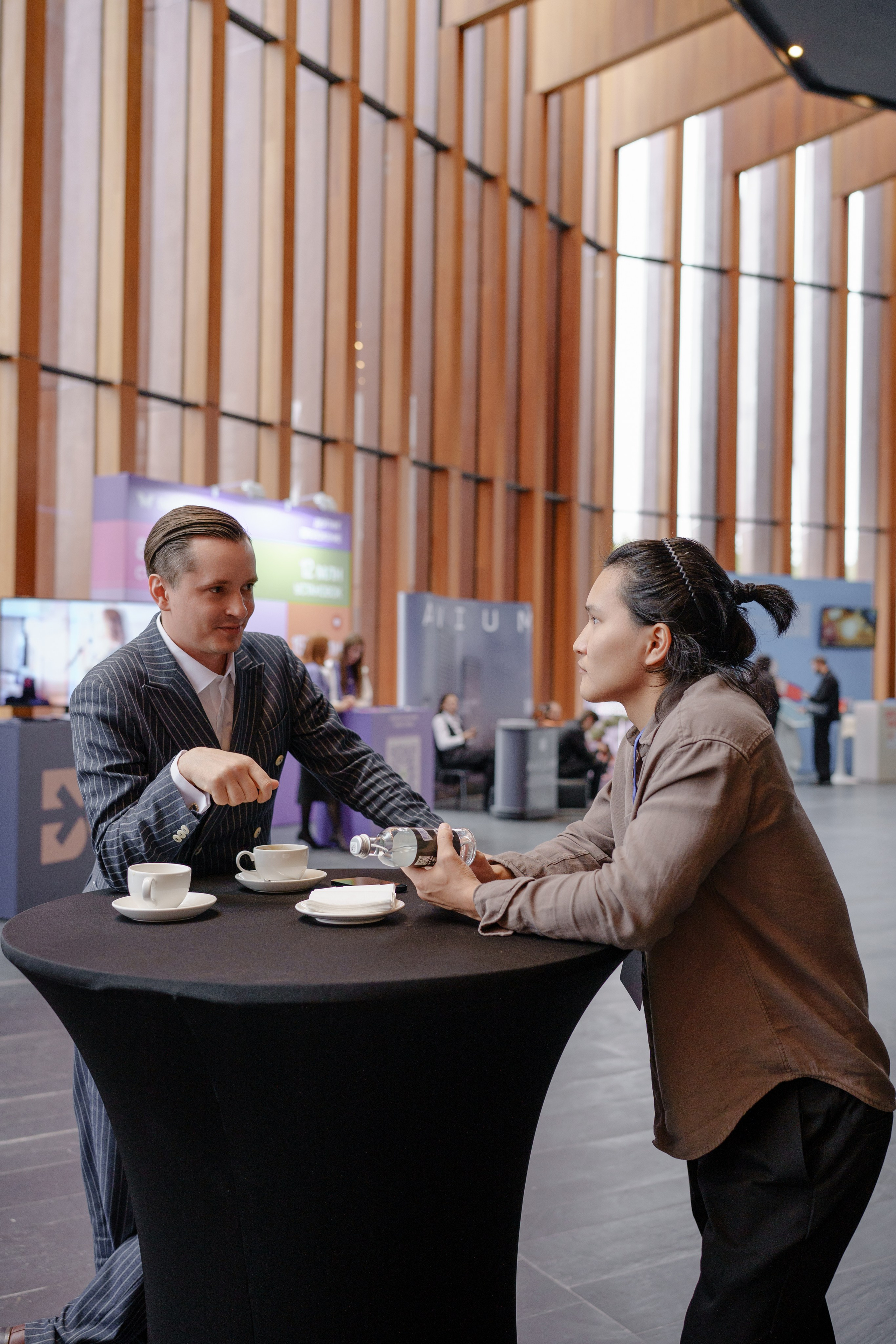 Фотограф репортажный на конференцию/форум в Москве. Репортажный фотограф в Москве Саша Дружинина