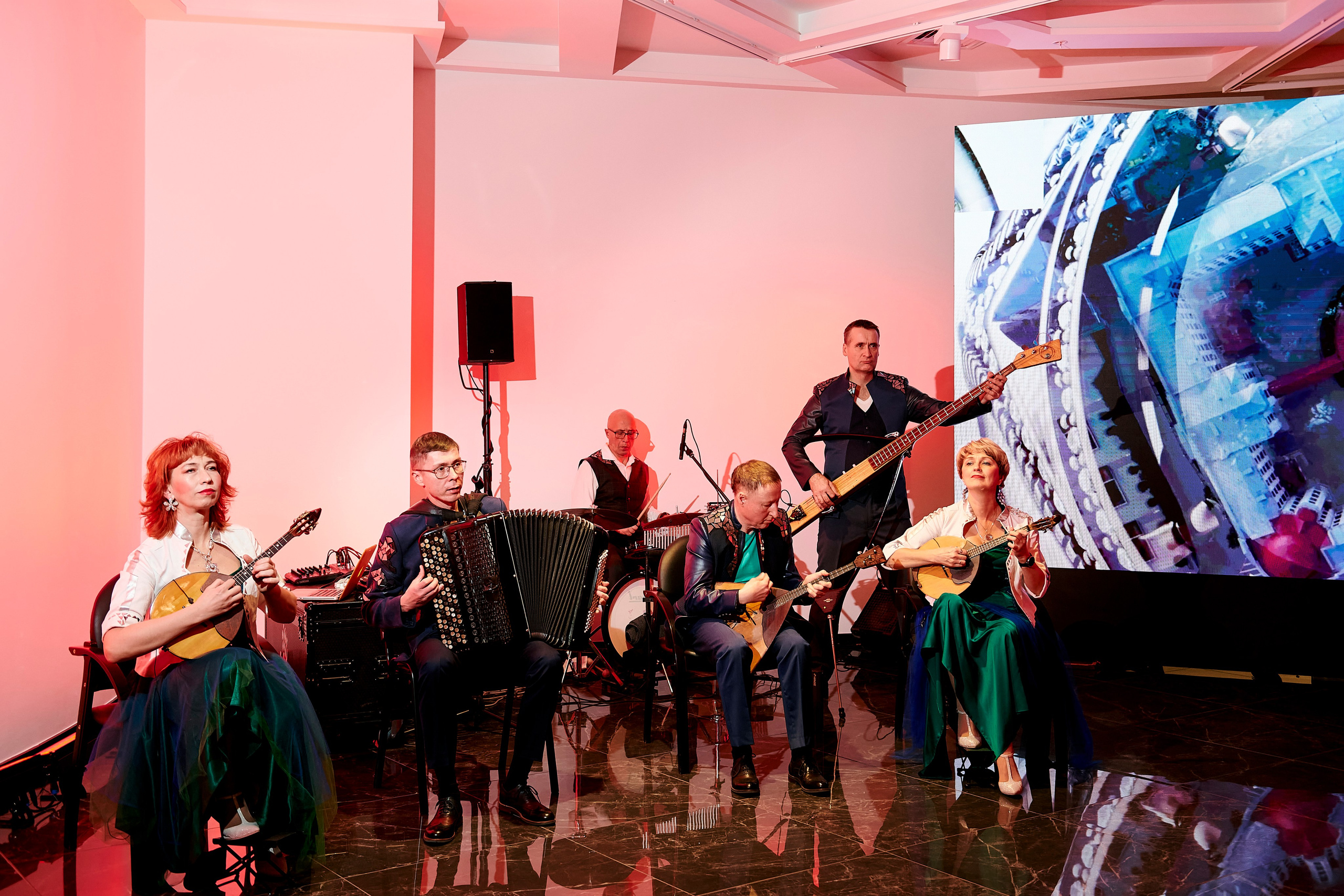 Ювелирный дом Ринго «Драгоценная история Урала». Фотограф Постольник Дарья