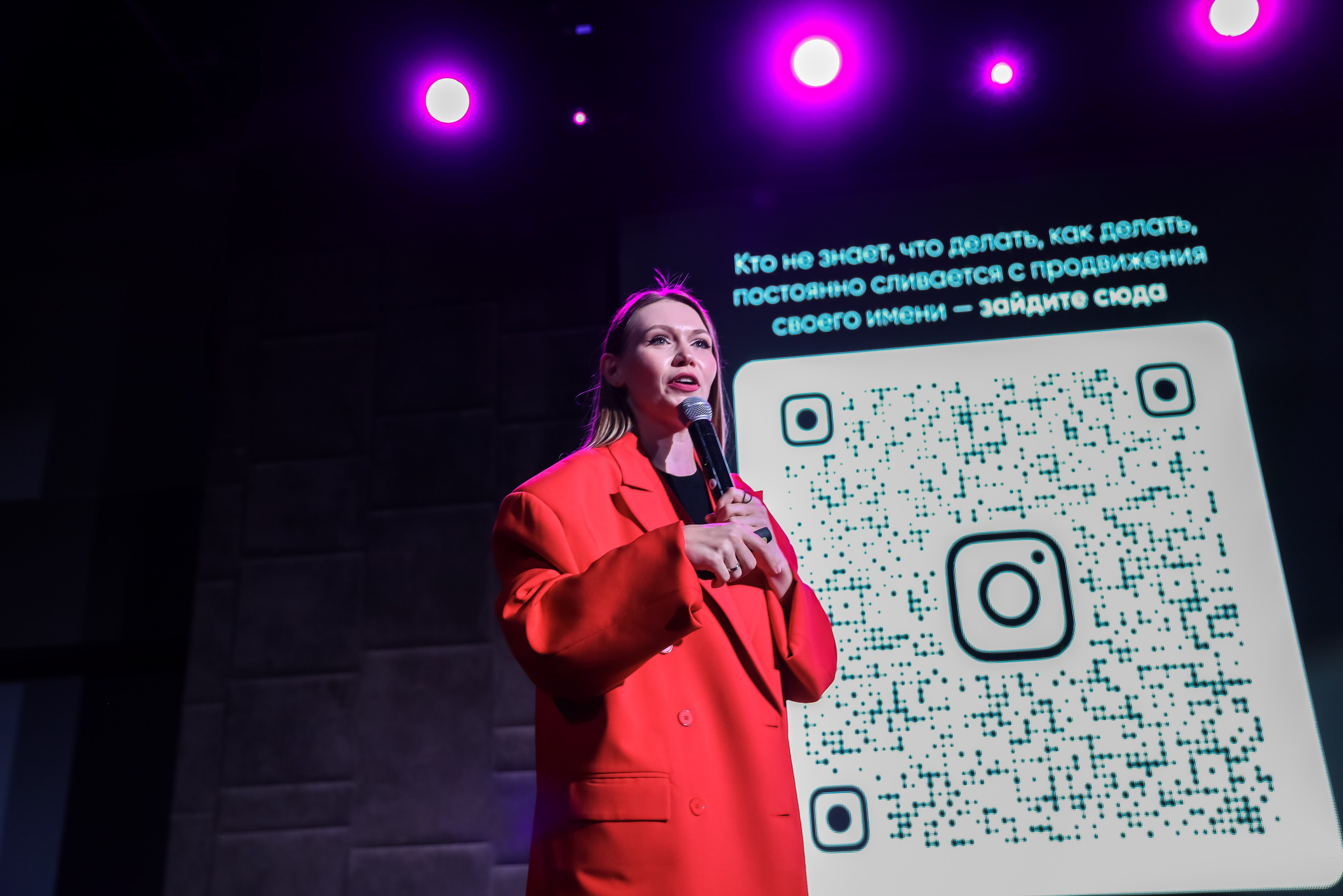 REELS CONTENT — НЕТВОРКИНГ. Photographer Viktoriya Markushina «My world throug»