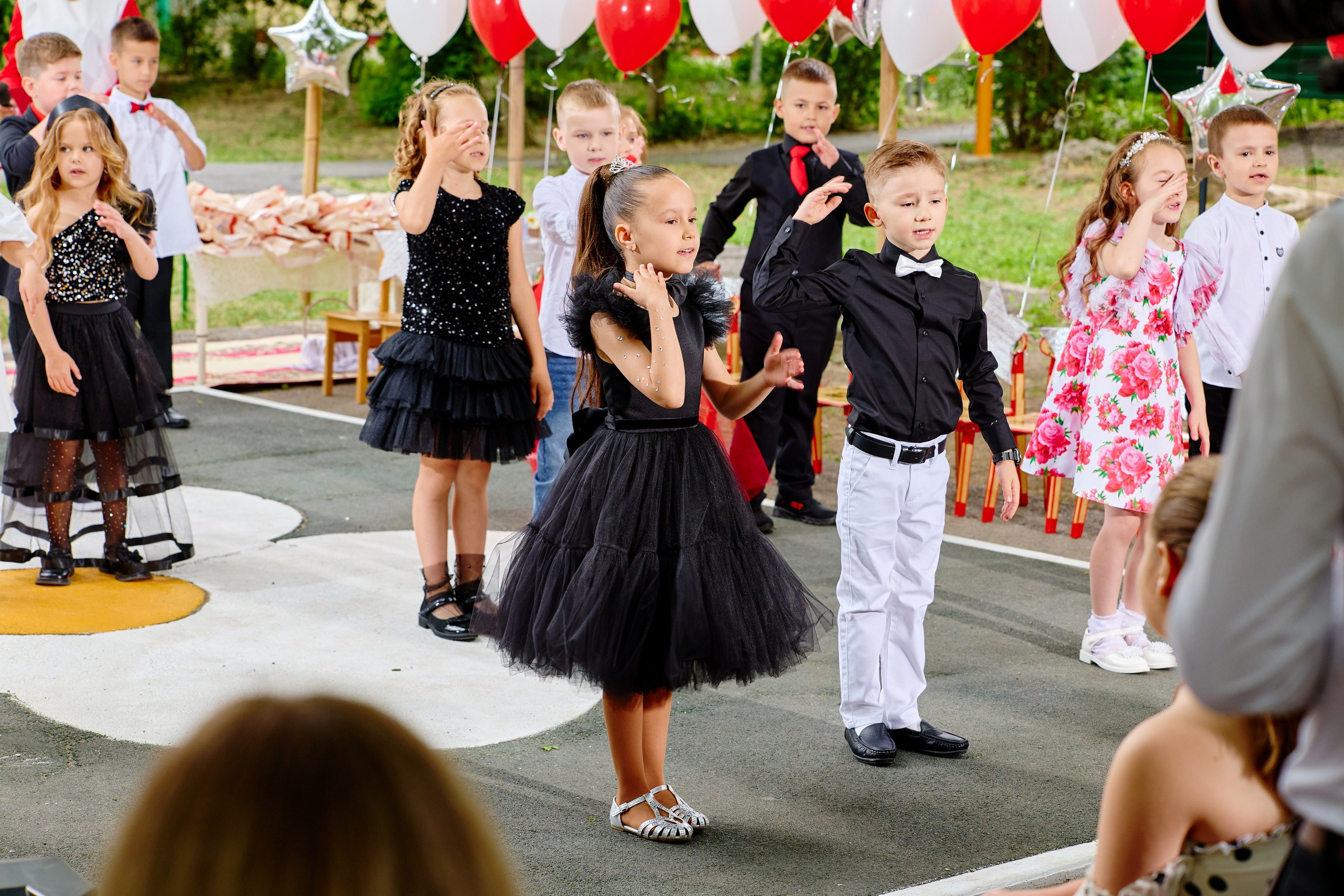 Выпускной 45 сад. Фотограф Выпускные альбомы Таганрог Сергей Коробченко