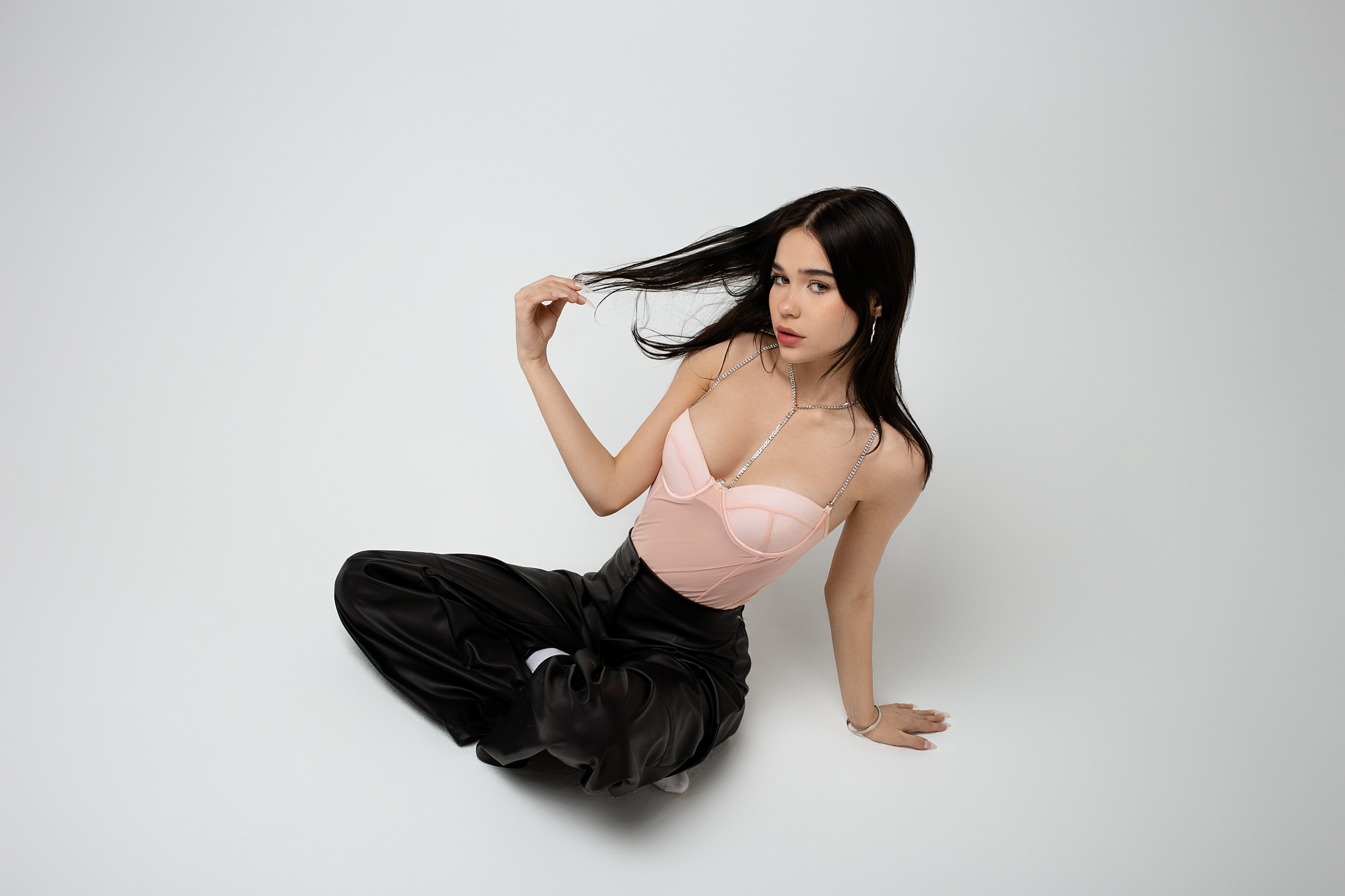 Анна. Фотограф и Видеограф в Москве. Олег Корушев