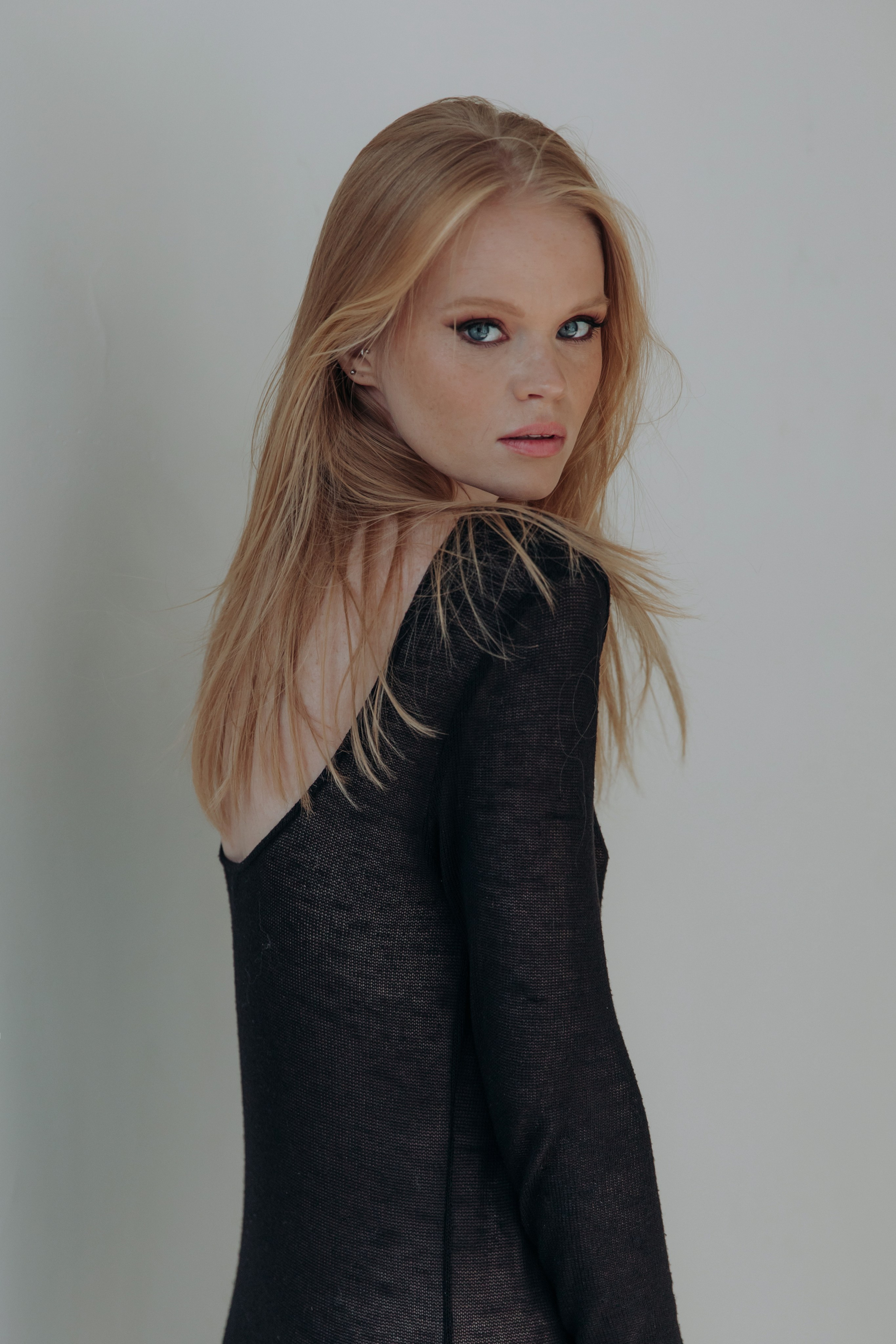 Рина. Главная