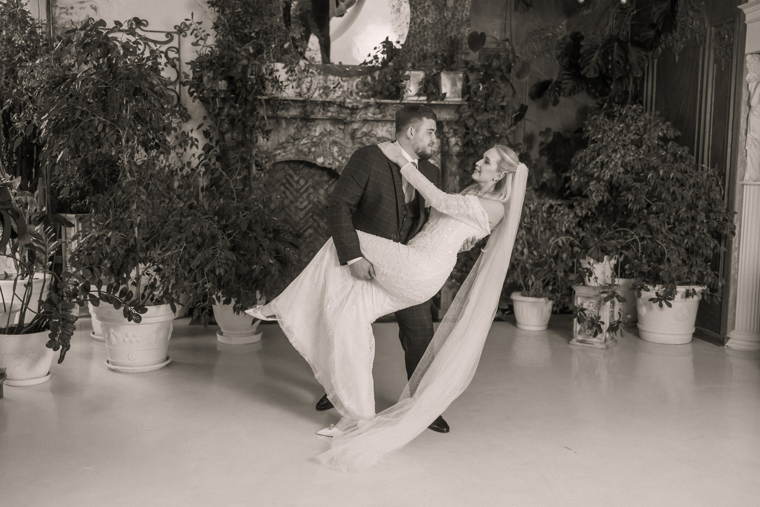 Даниил и Алина. Вечер любви. Свадебная фотография. Арина Рубах