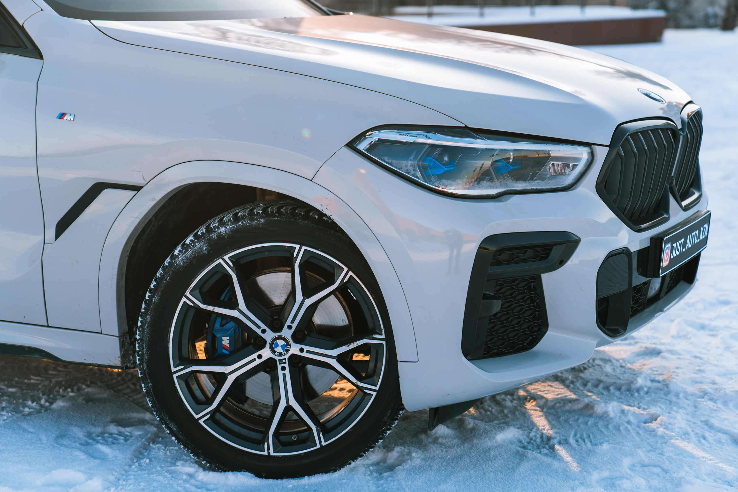 BMW X6 30d X-Drive. Идеальные портреты для соцсетей — Фотограф Ленар
