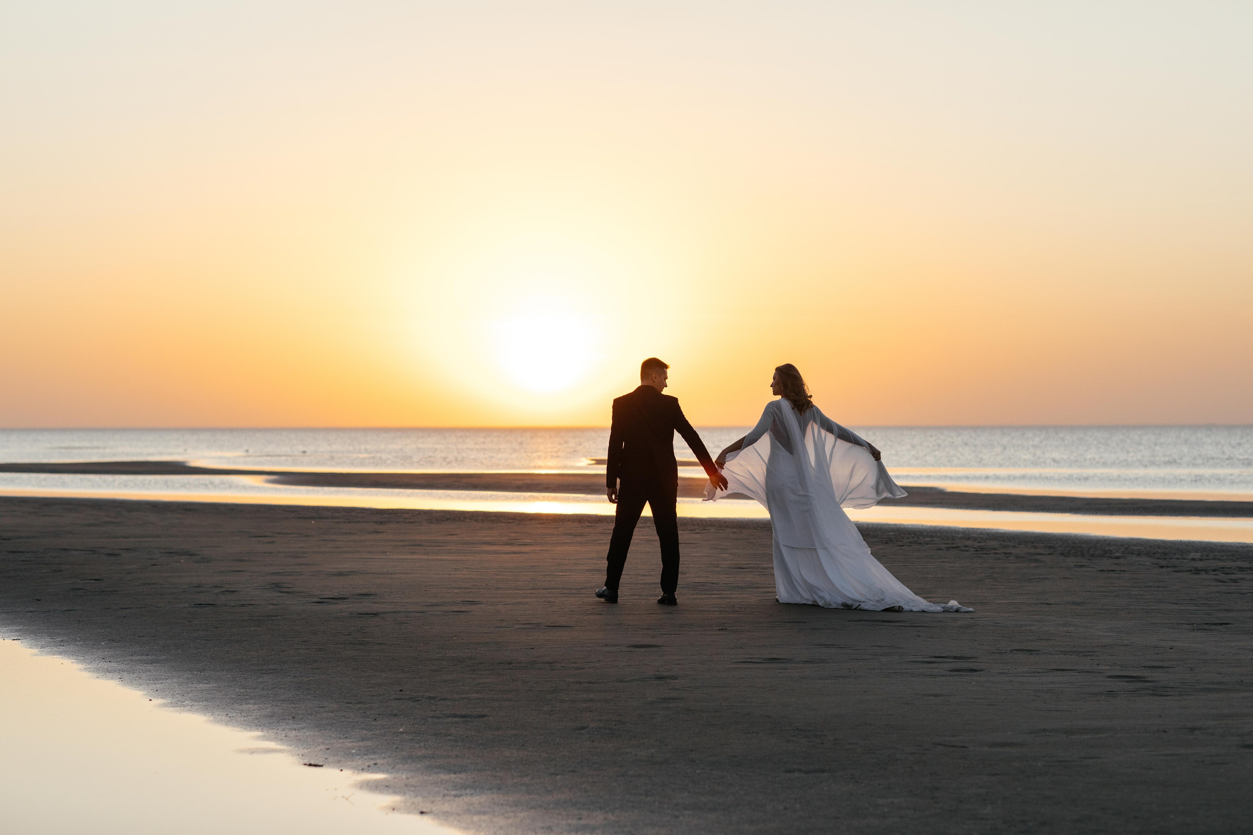 На берегу моря. Свадебный фотограф в Москве Топтыгин Иван