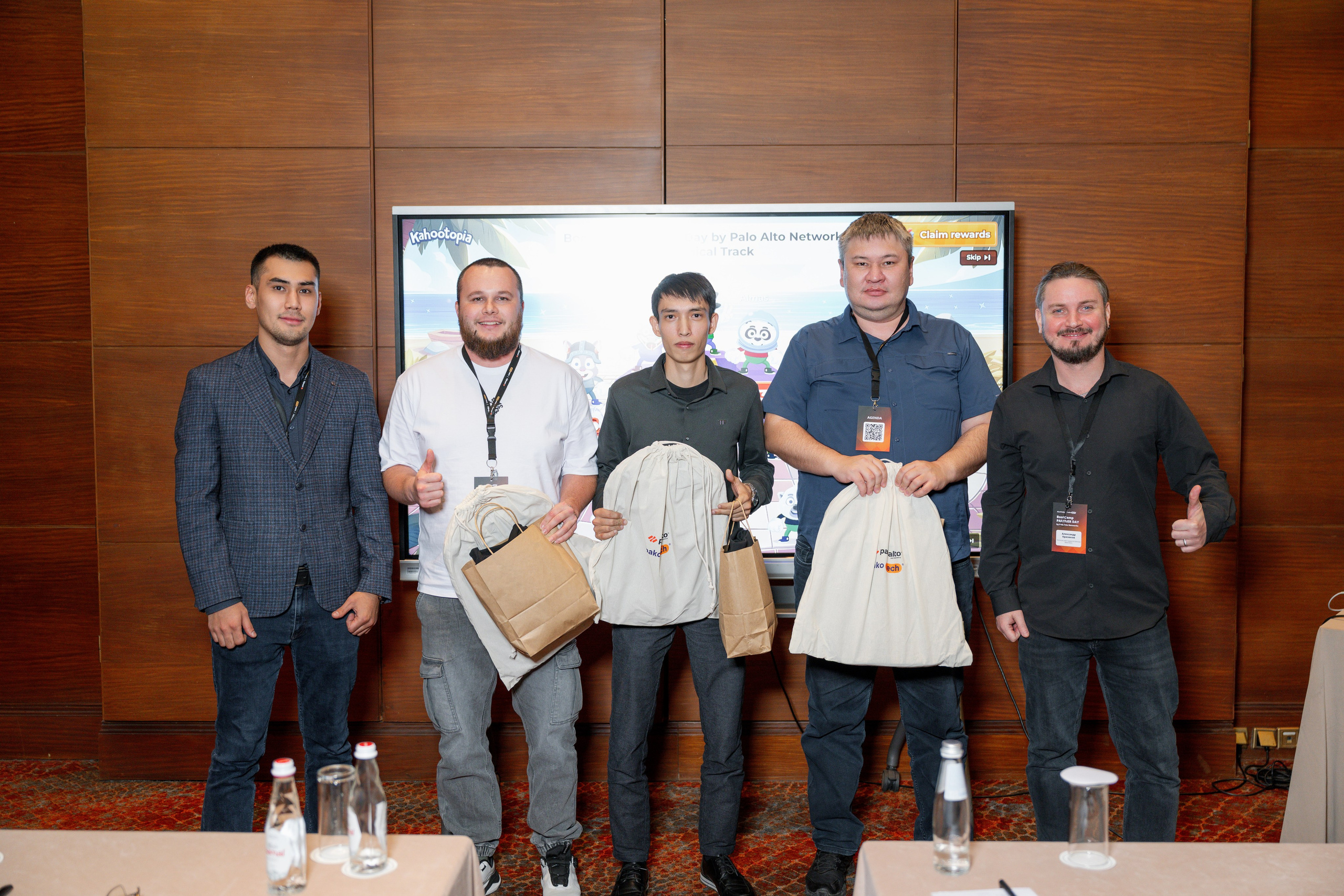 BakoTech&PaloAlto. Фотограф в Алматы — Алексей Коньков | Репортаж, свадьбы, портреты