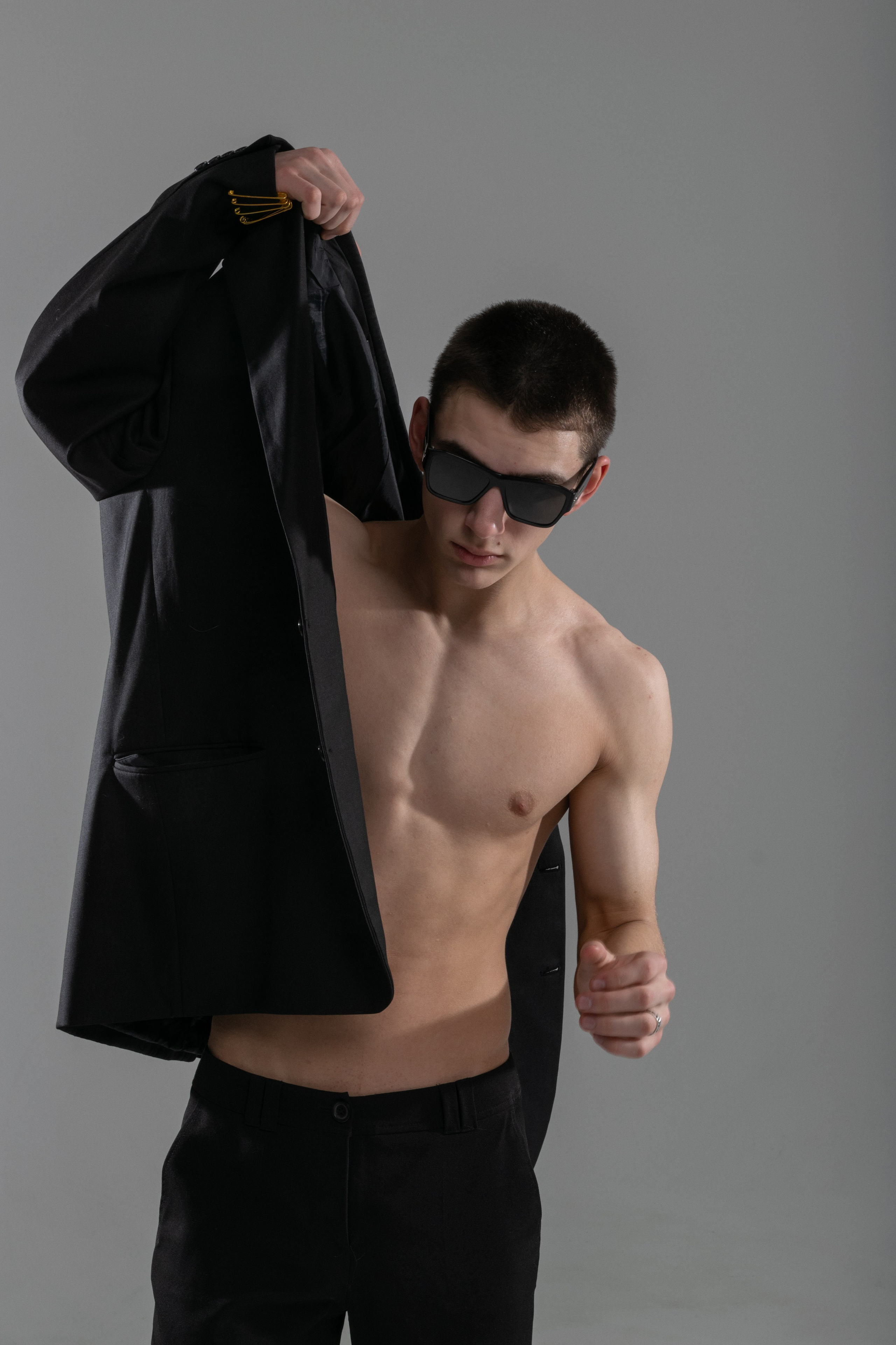 Boy NOTE. Дизайнерская мужская одежда, которую может носить Ваша девушка