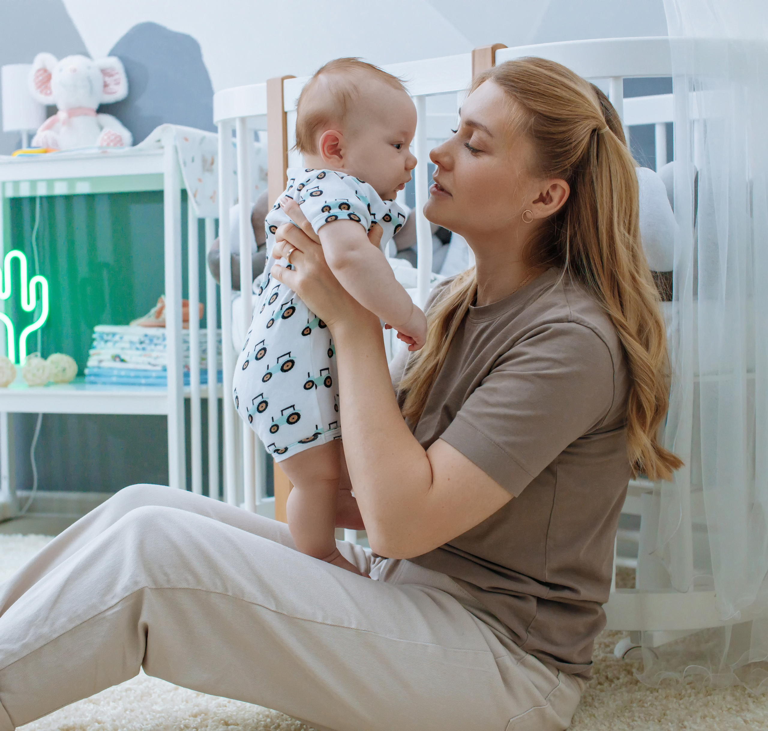 Контент для магазина детской мебели. Фотограф, видеограф