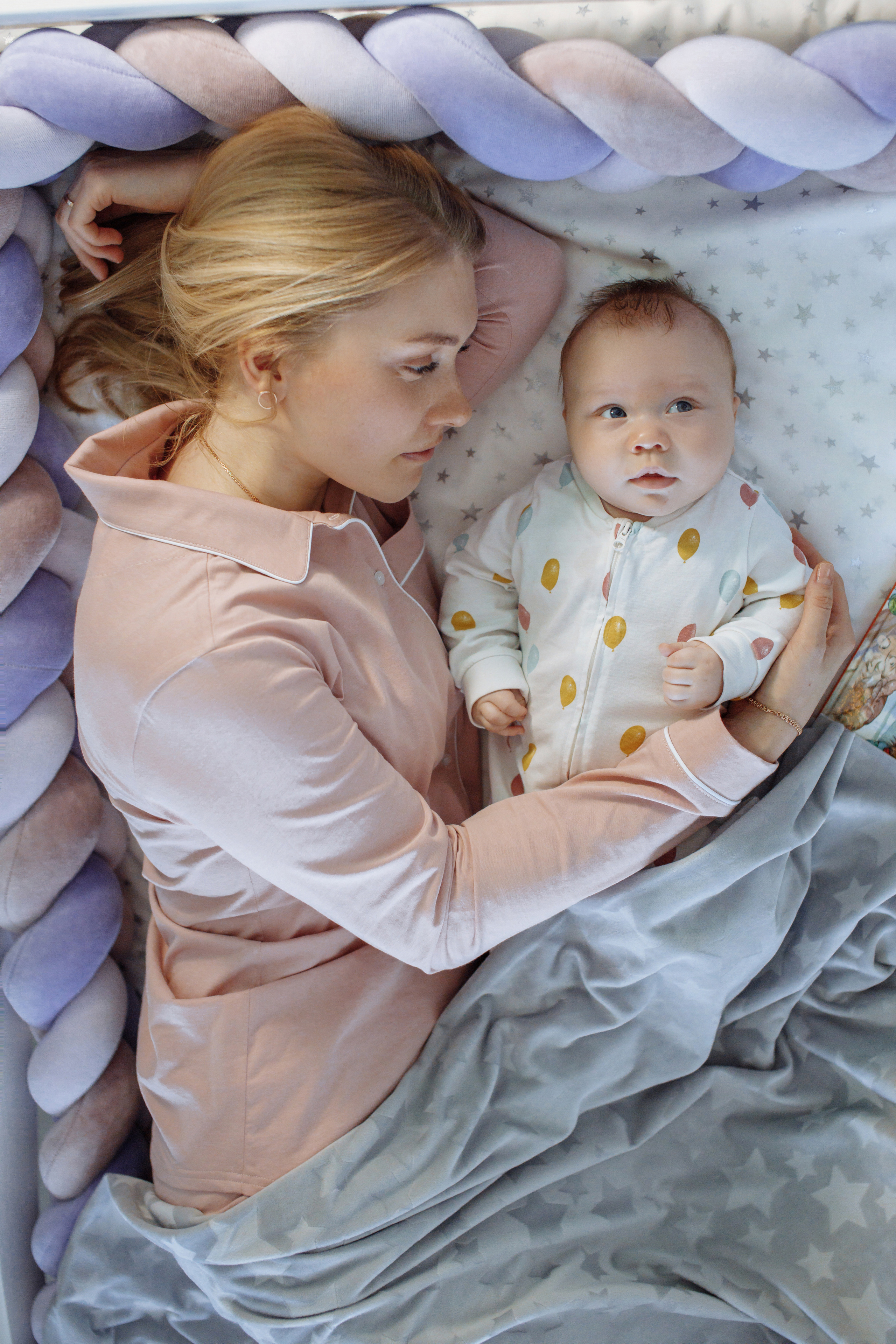 Контент для магазина детской мебели. Фотограф, видеограф