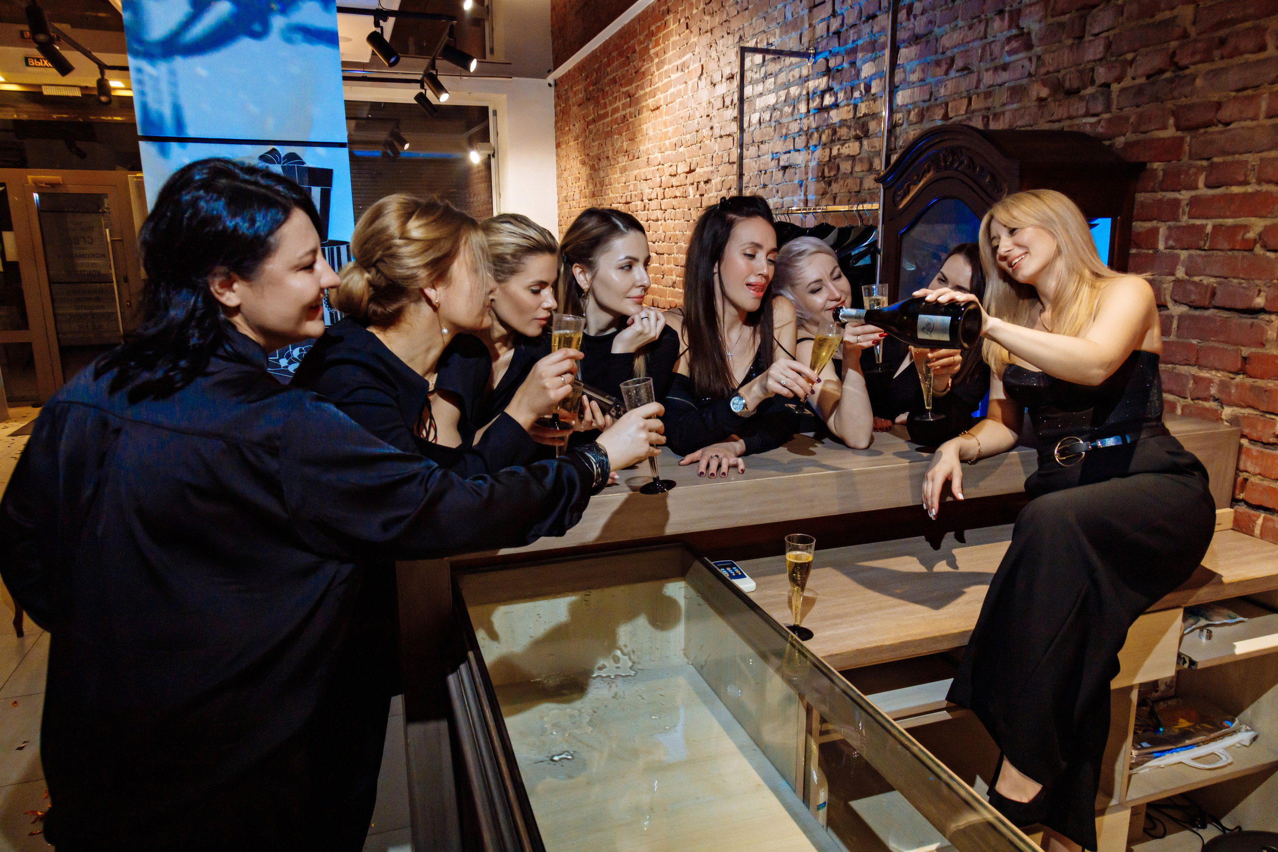 Частное мероприятие День рождения, коворкинг. Фотограф, видеограф