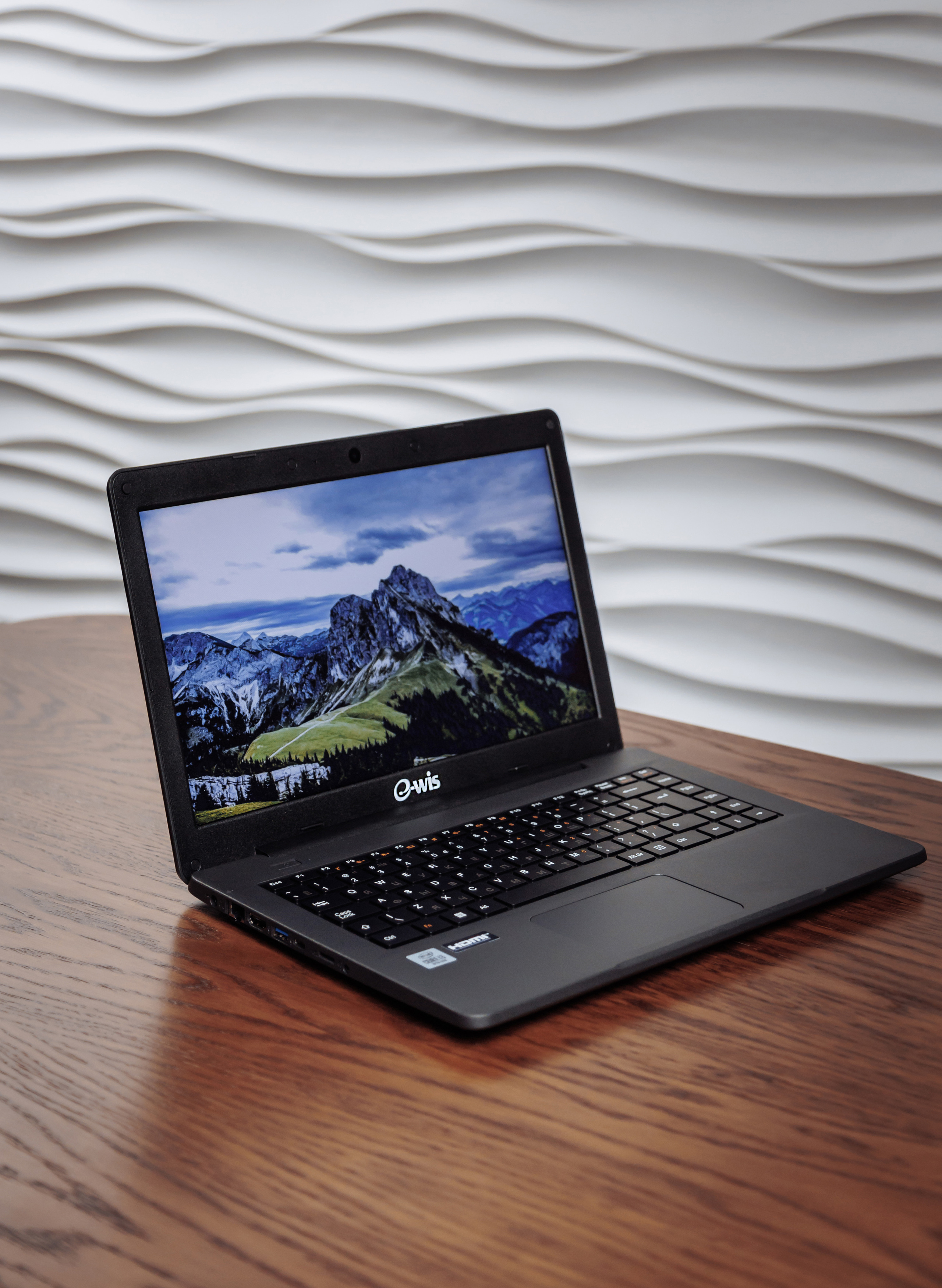 Фото с инфографикой для рекламы на «Авито», «Оzon», «Wildberries». Фотограф, видеограф