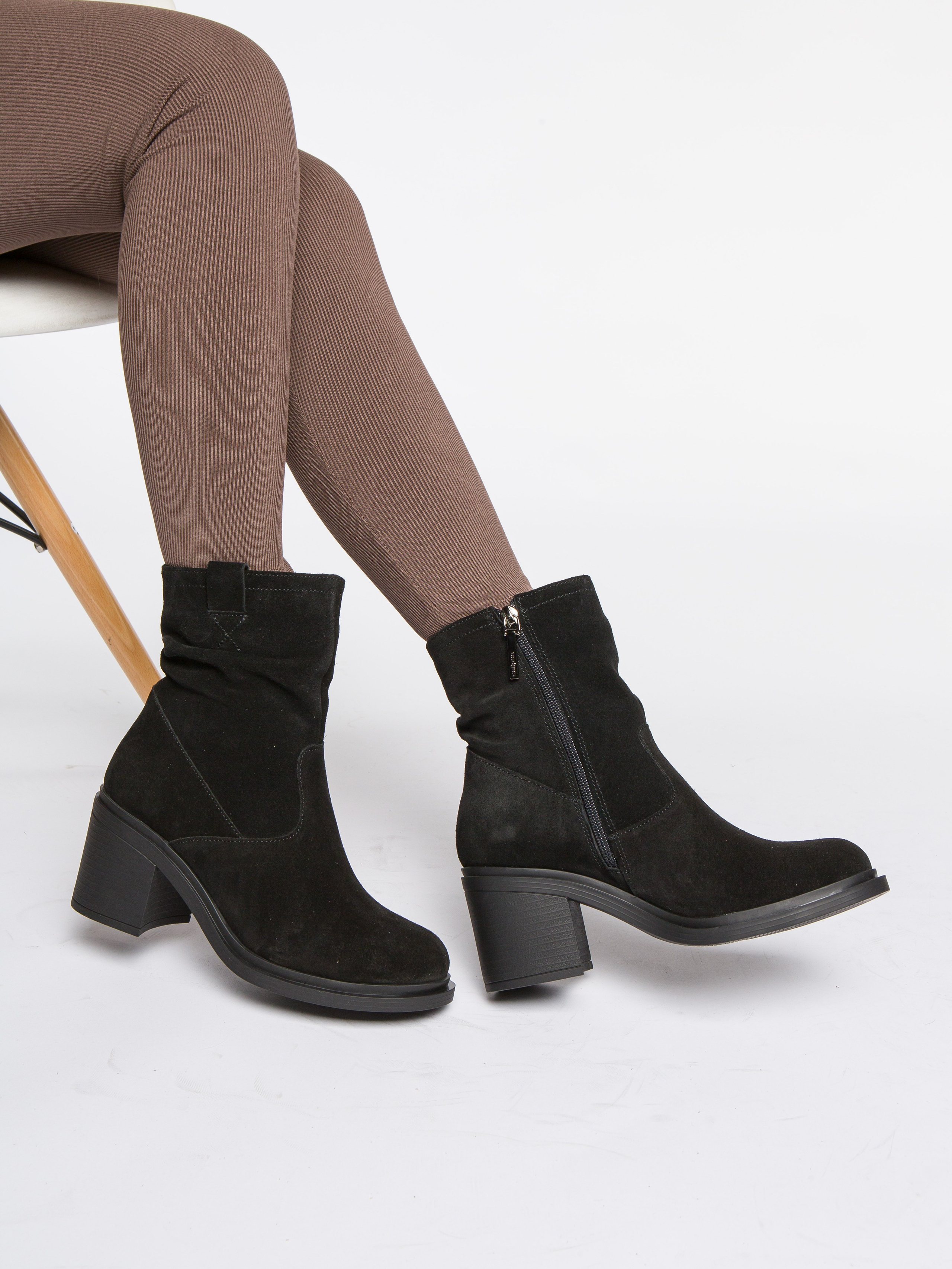 Обувь на модели. Фотограф Мария Кольцова