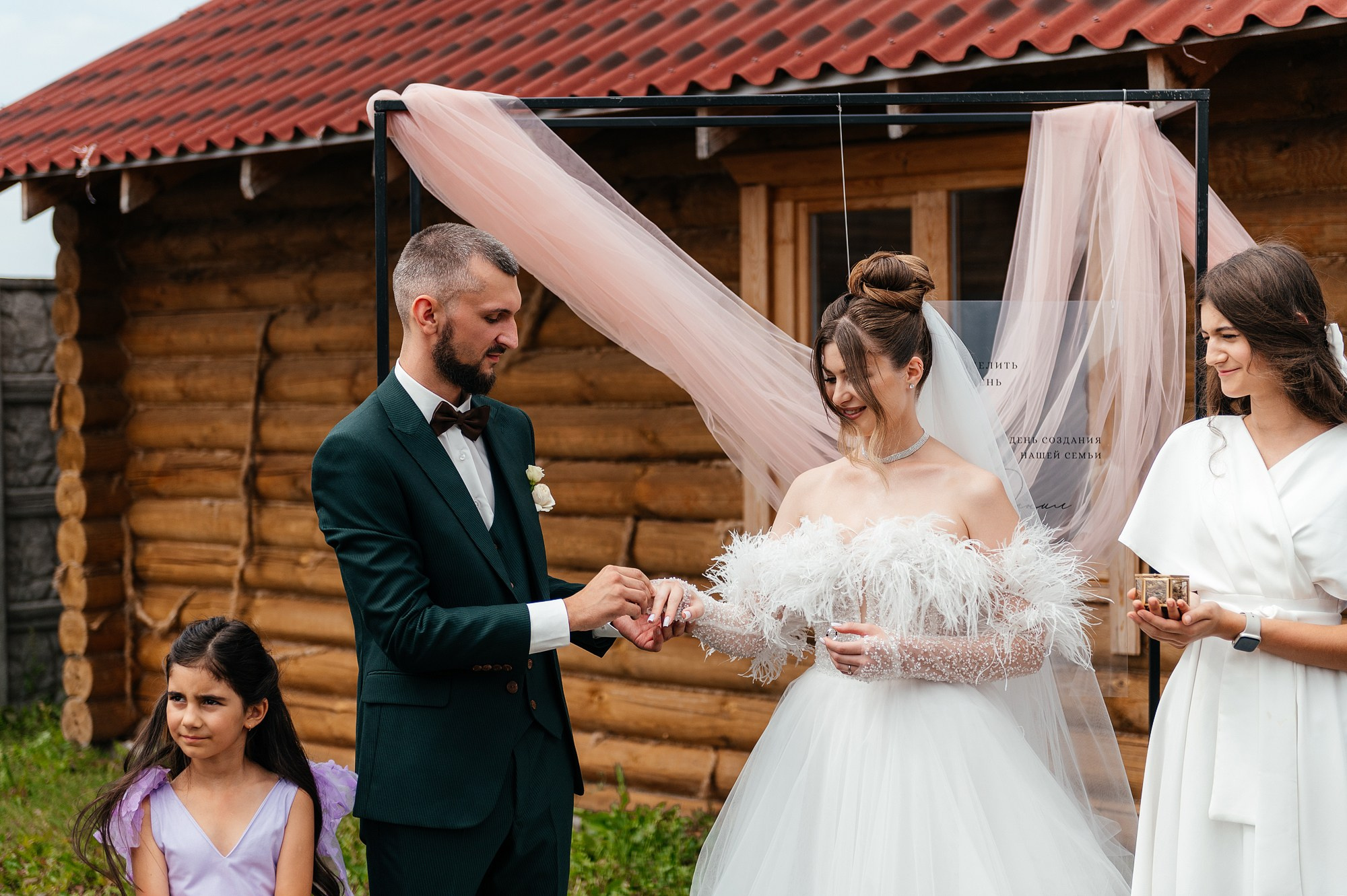 Свадебная фотосессия Наташи и Дани в МО. Свадебный и индивидуальный фотограф Никита Роут | Москва