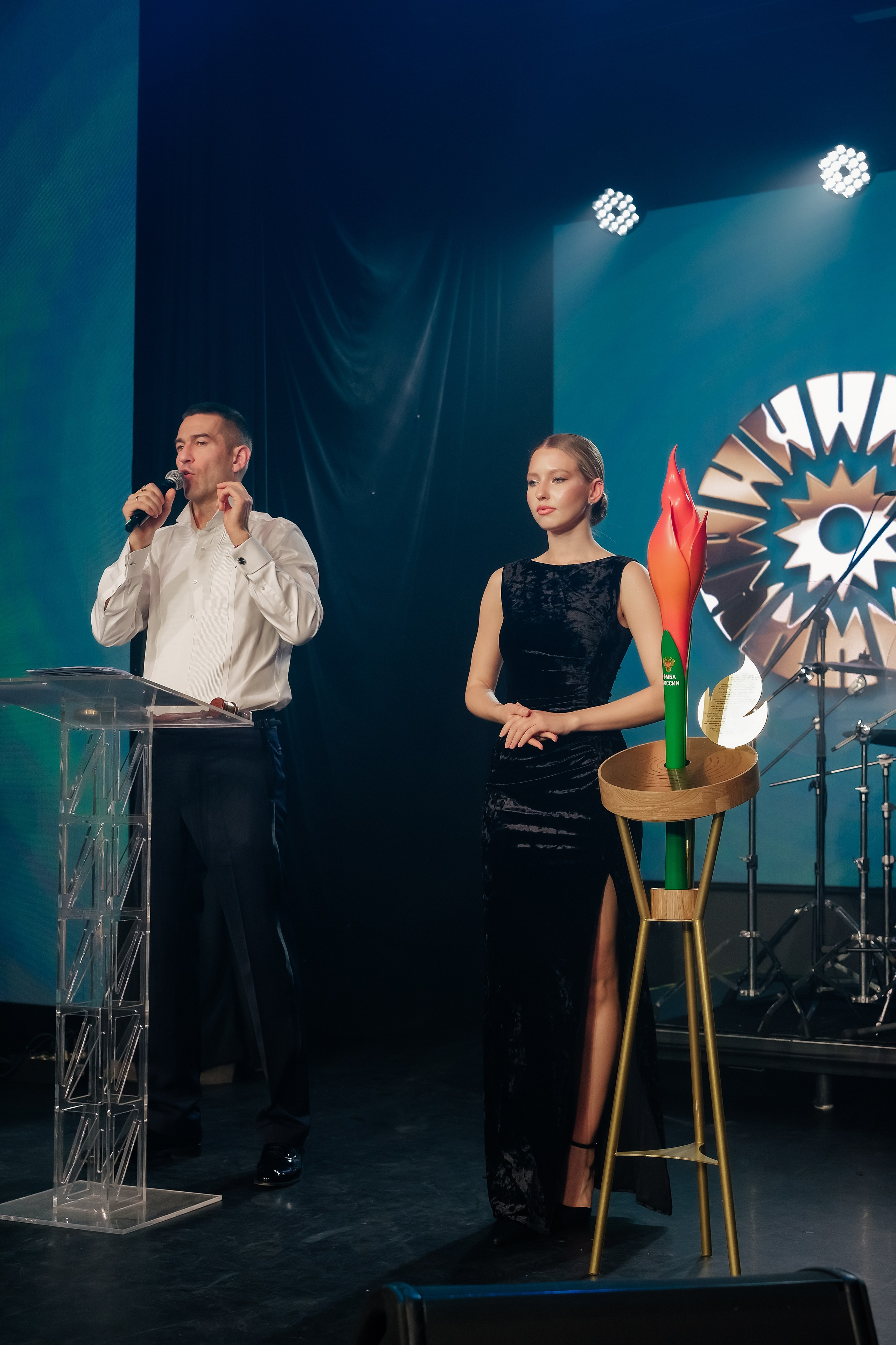 NOMBLE IMPACT CLUB. Репортажный фотограф Москва