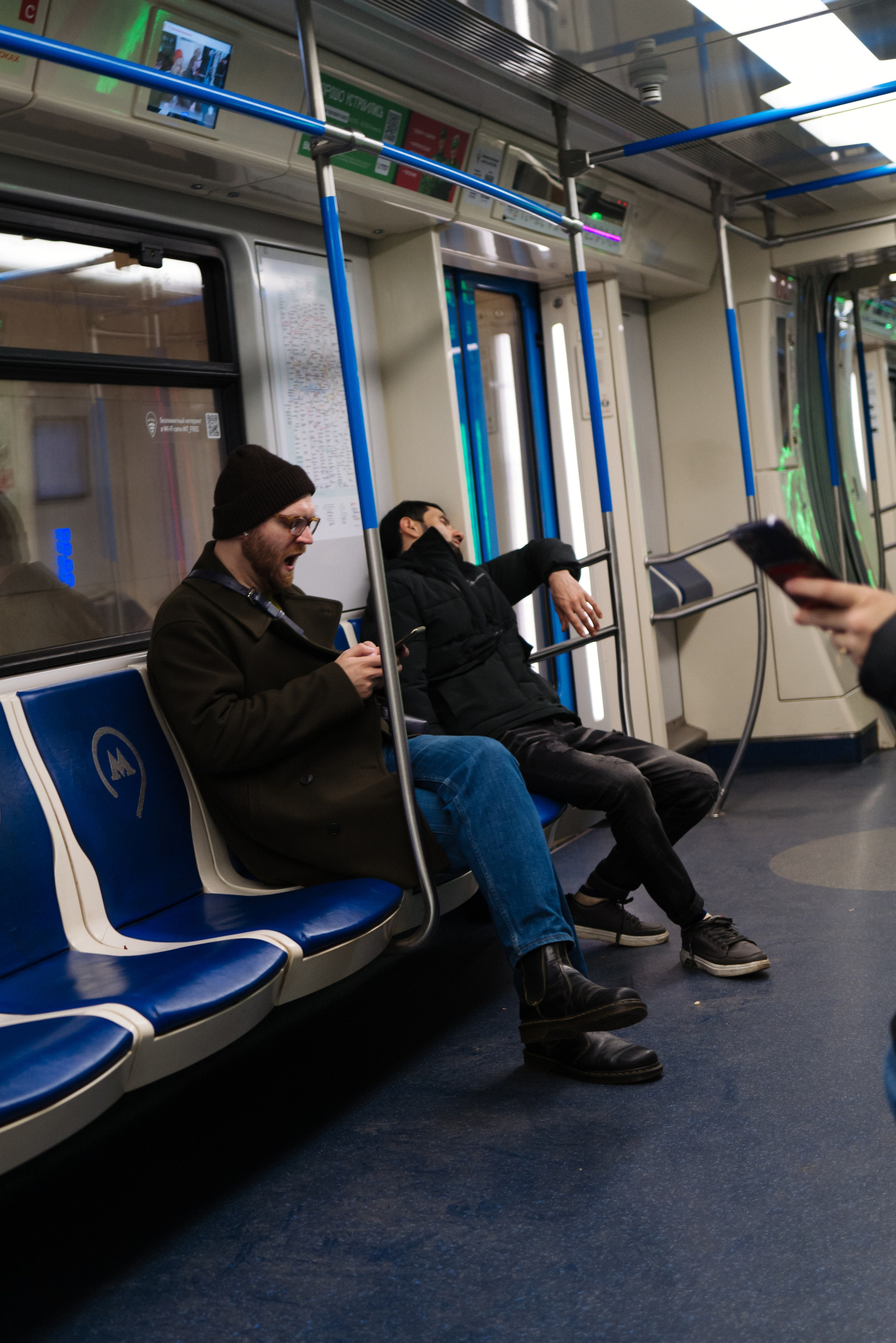 STRANGERS. Репортажный фотограф Москва