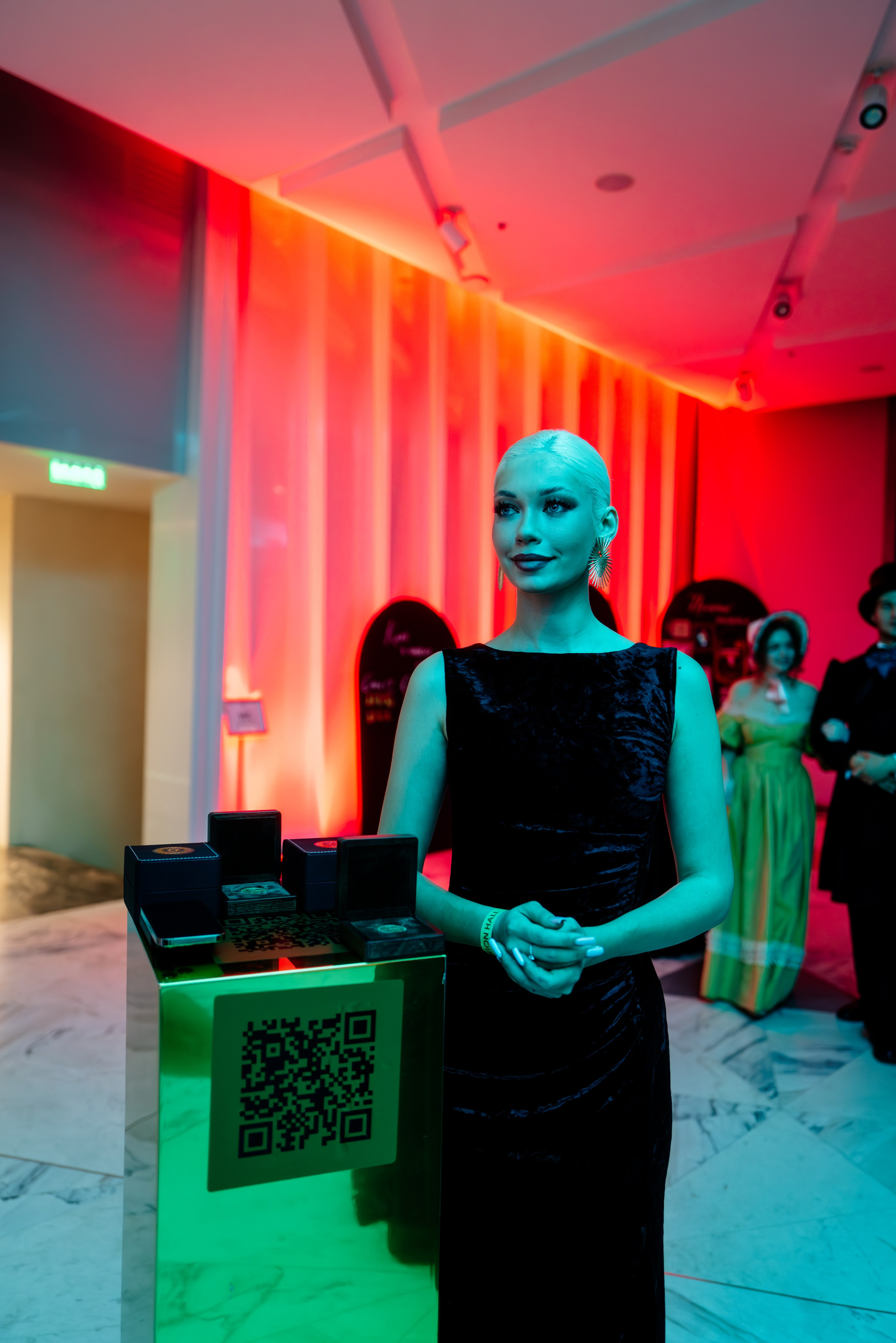 NOMBLE IMPACT CLUB. Репортажный фотограф Москва