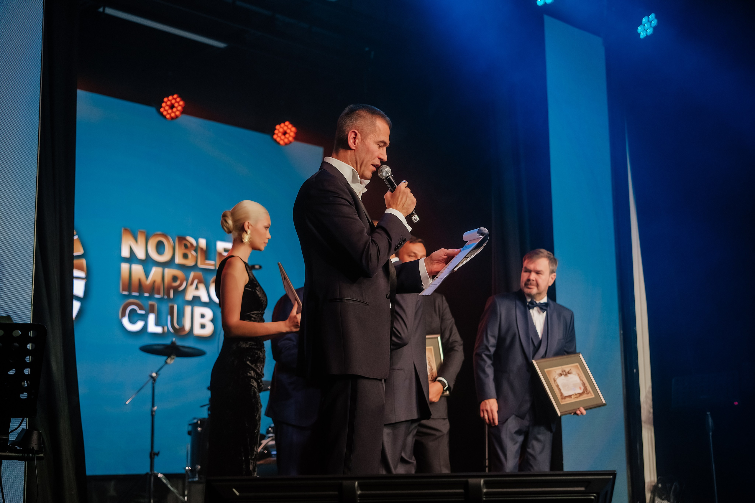 NOMBLE IMPACT CLUB. Репортажный фотограф Москва