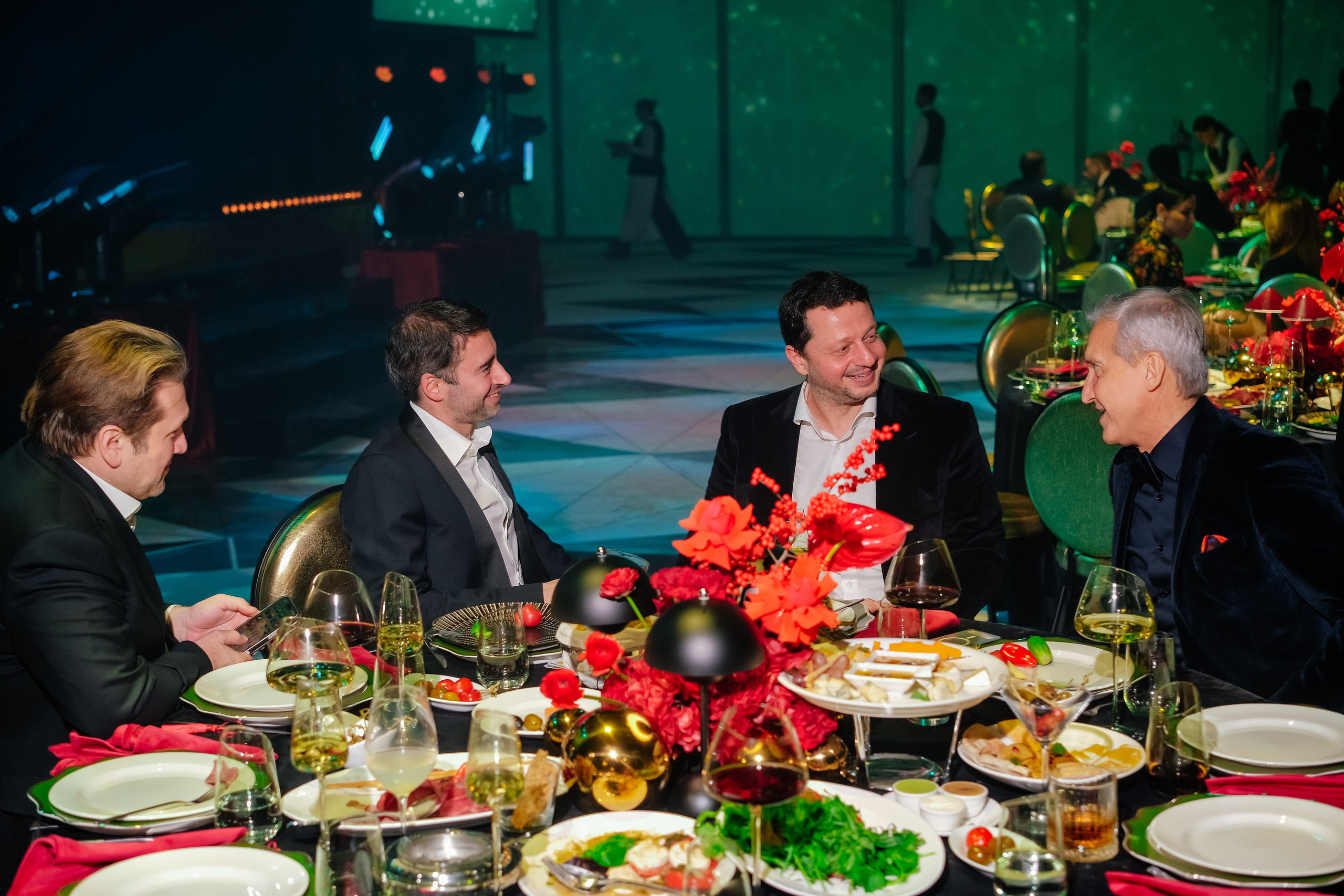 NOMBLE IMPACT CLUB. Репортажный фотограф Москва