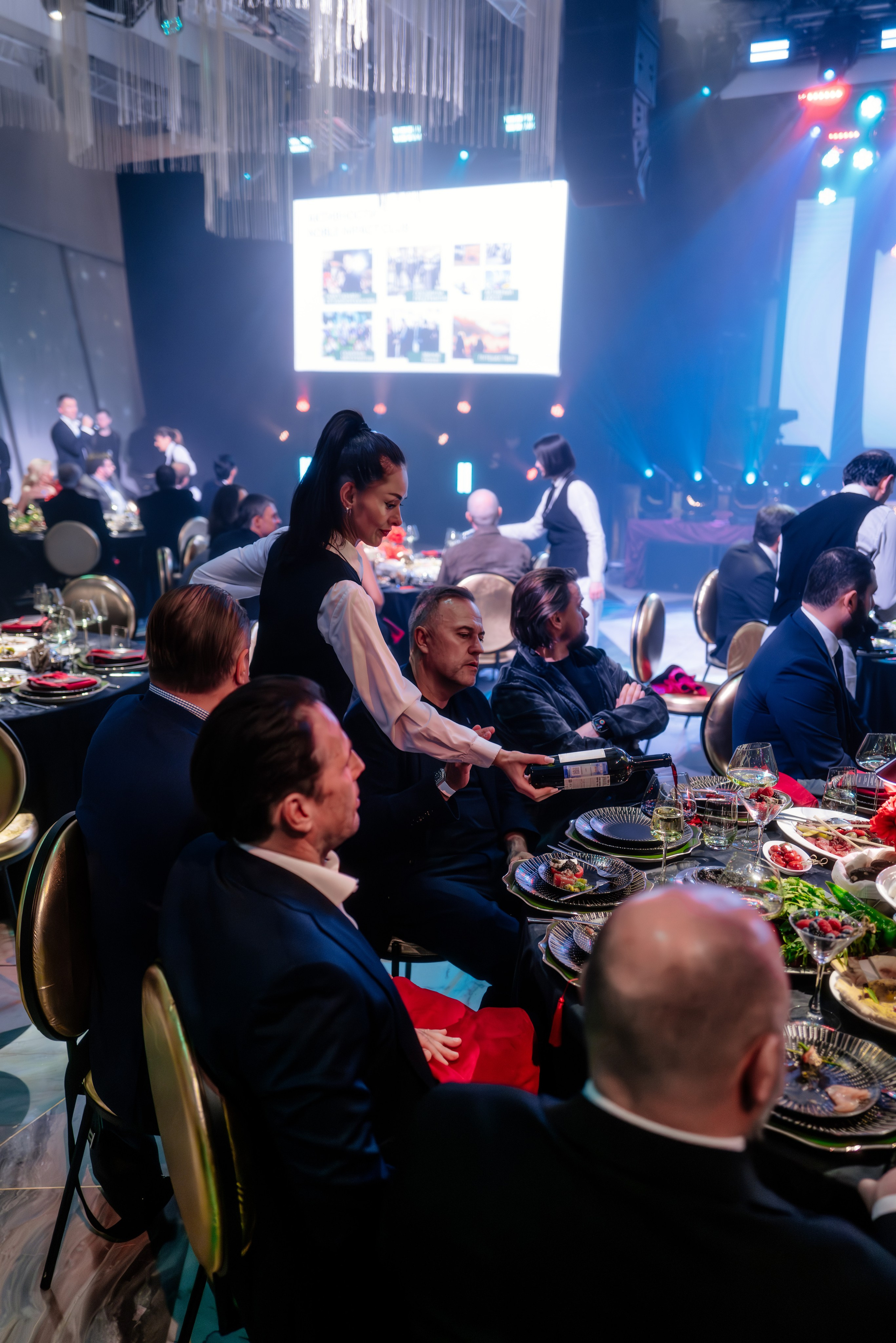 NOMBLE IMPACT CLUB. Репортажный фотограф Москва