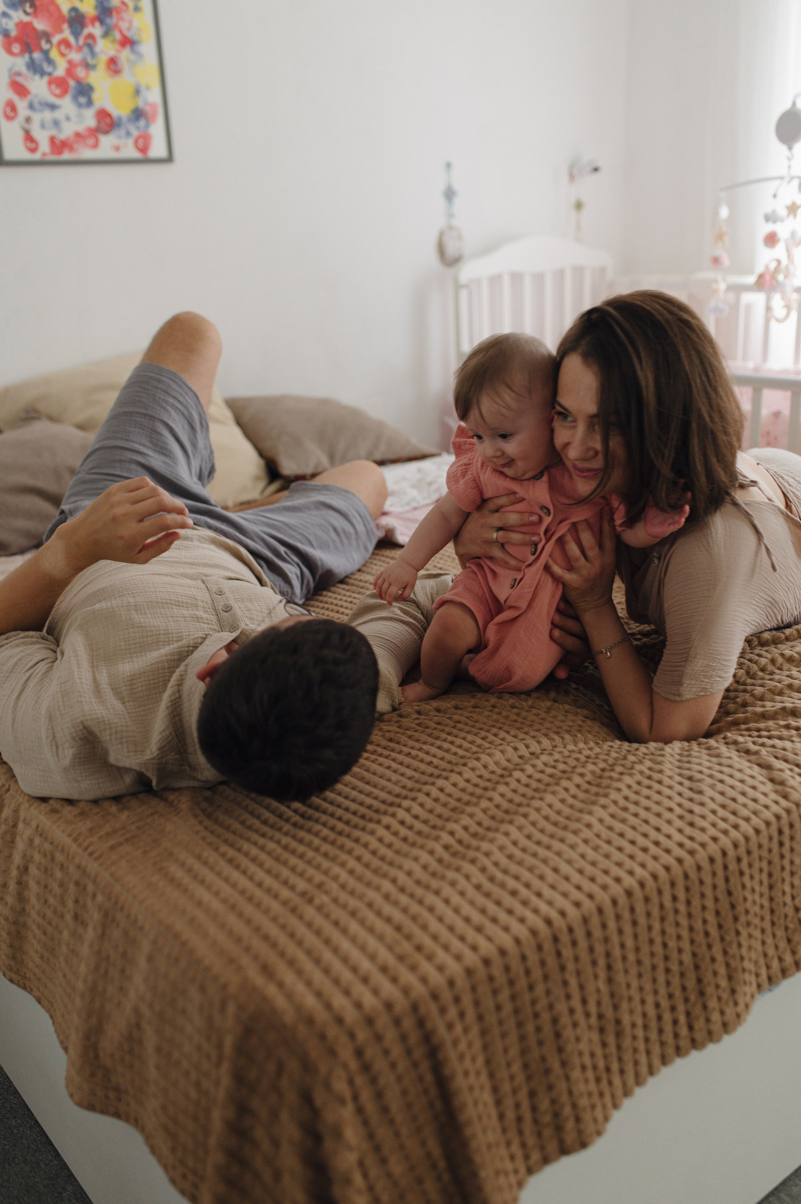 Ульяна, Яша и Лия. Домашняя история. Свадебный фотограф Москва и Санкт-Петербург. Анастасия Чудина