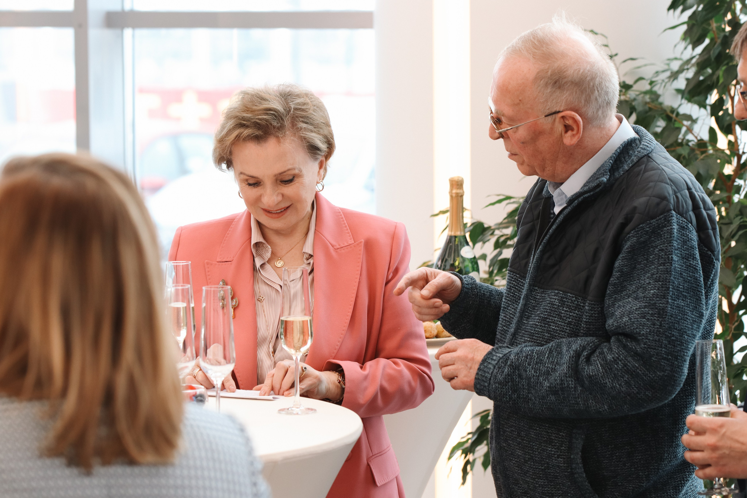 Подписание соглашения о сотрудничестве. Репортажный фотограф в Москве и Зеленограде Karina-vozd